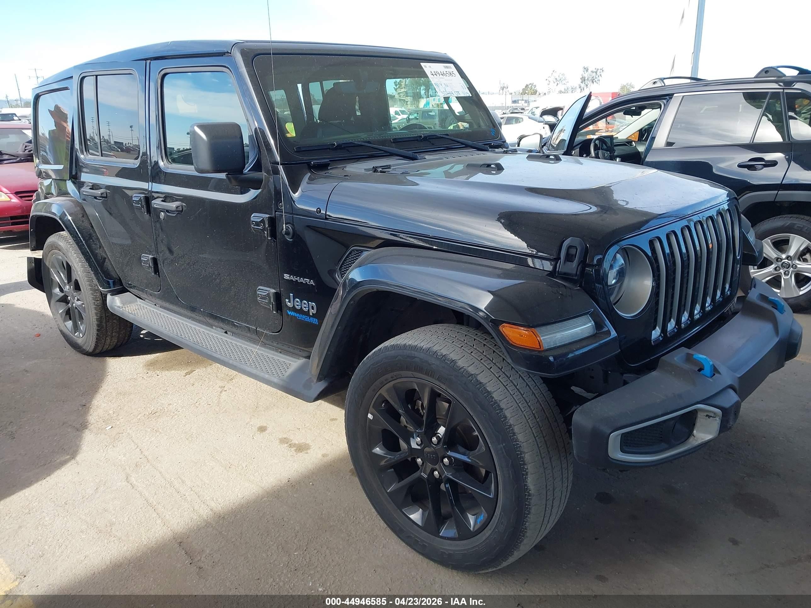 2022 Jeep Wrangler Unlimited Sahara, VIN 1C4JJXP64NW188725 — Rear end