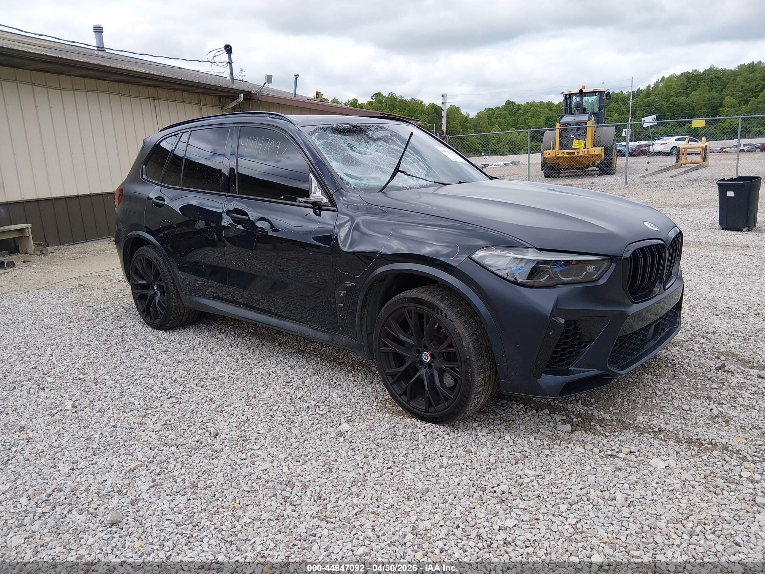 2022 BMW X5 M, VIN 5YMJU0C02N9M31292 — Front end