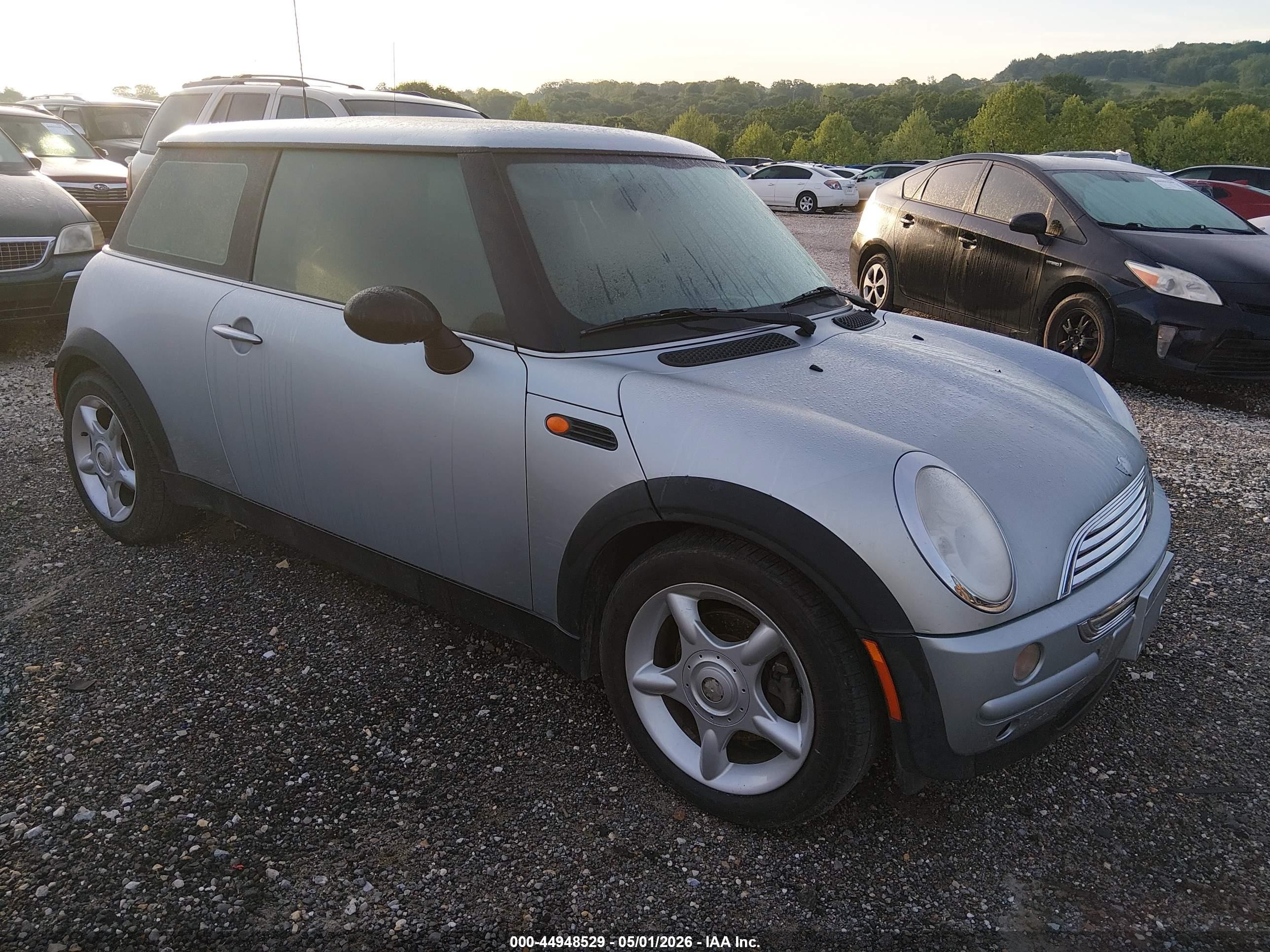 2002 MINI Hardtop, VIN WMWRC33422TE11562 — Обычный износ
