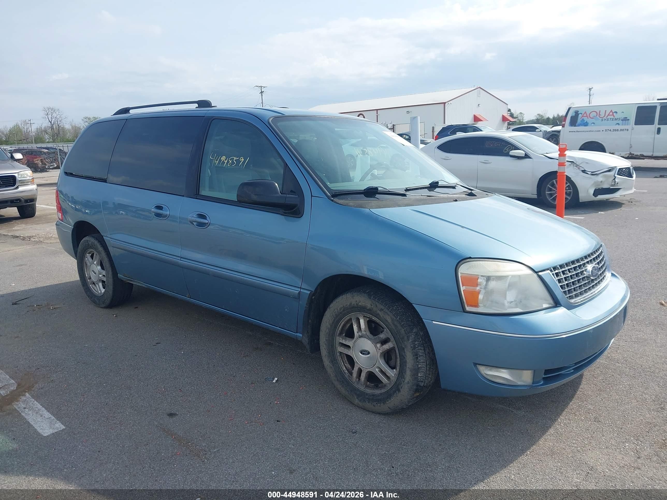 2007 Ford Freestar SEL, VIN 2FMZA52237BA07643 — Front end