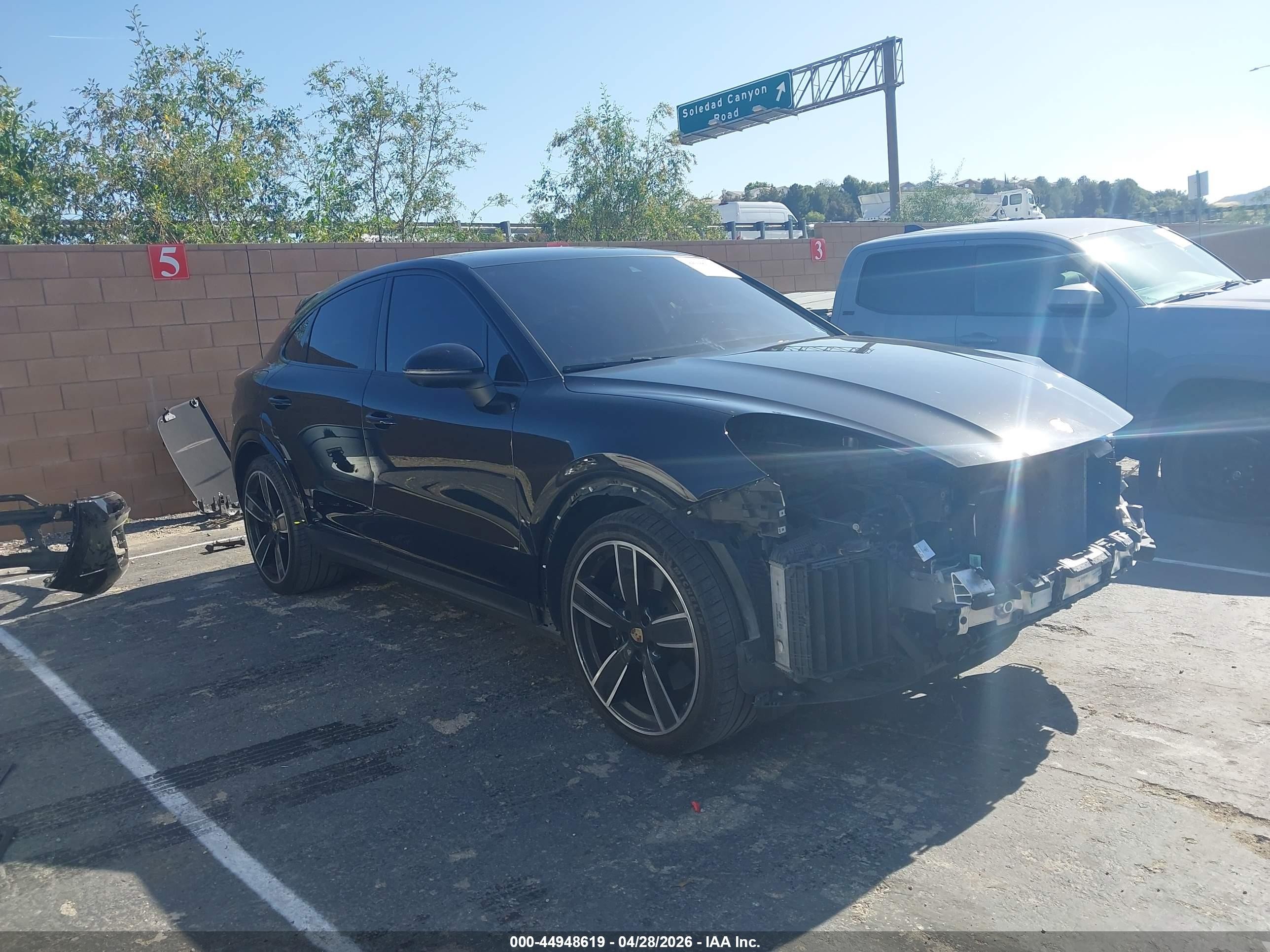 2023 Porsche Cayenne S, VIN WP1BB2AY3PDA30484 — Front end