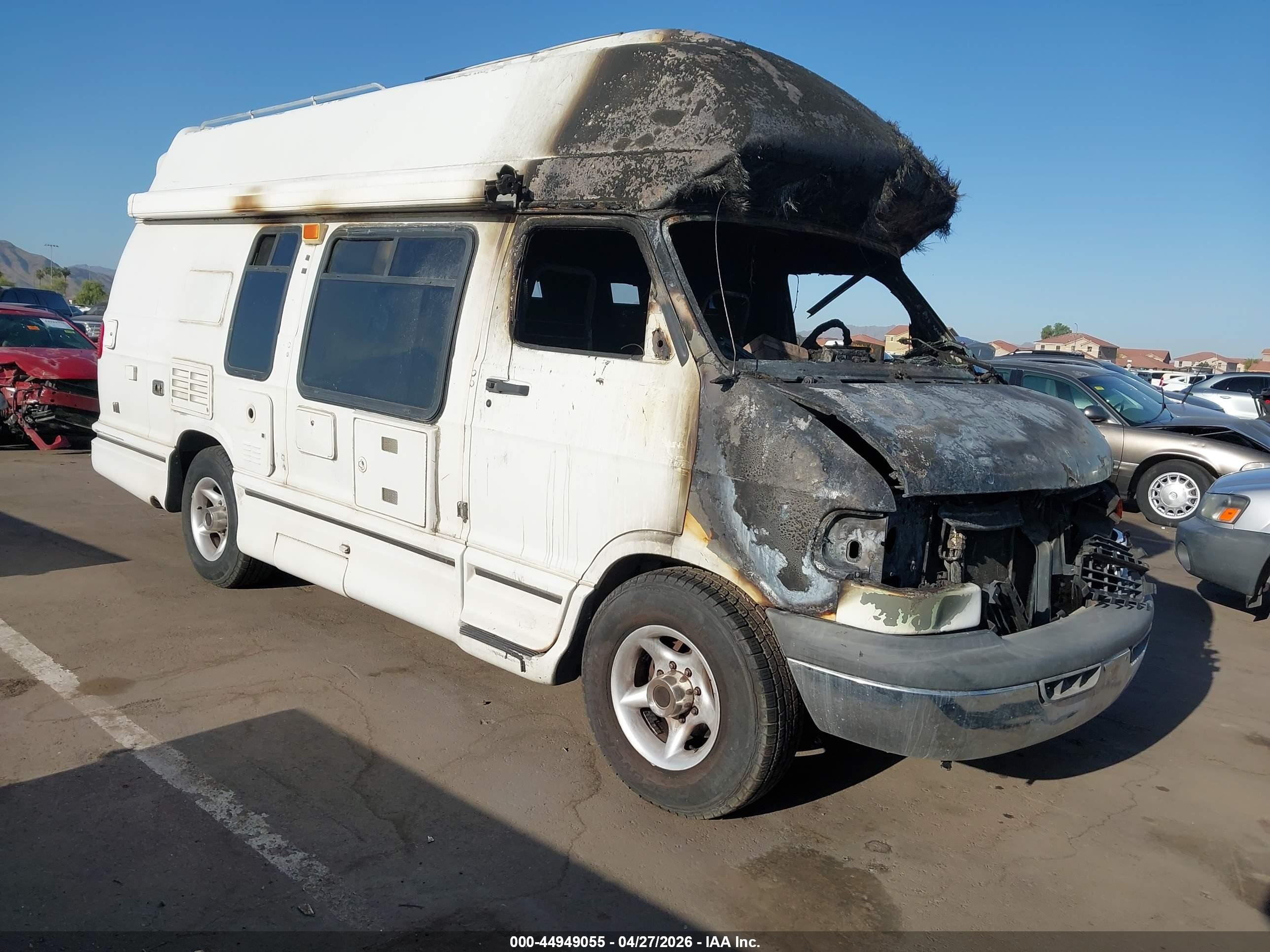 1999 Dodge Cargo, VIN 2B6LB31Z5XK543900 — Engine fire