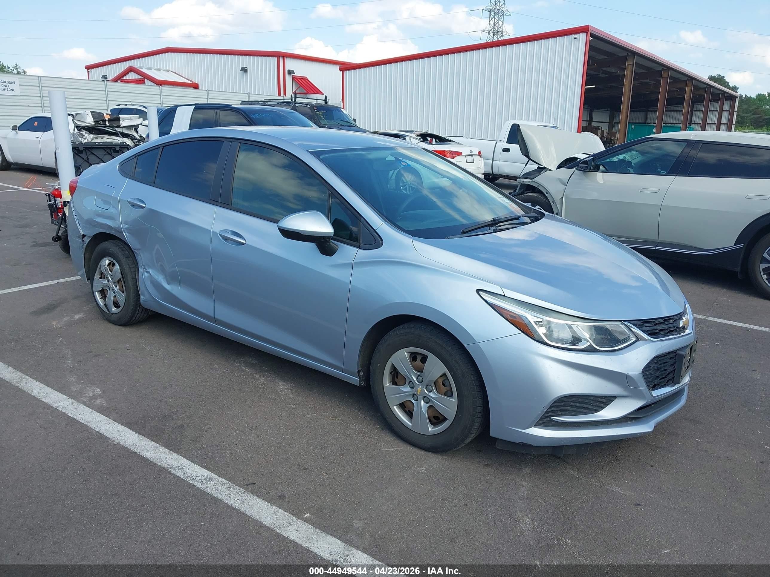 2018 Chevrolet Cruze LS, VIN 1G1BB5SMXJ7140039 — Rear end