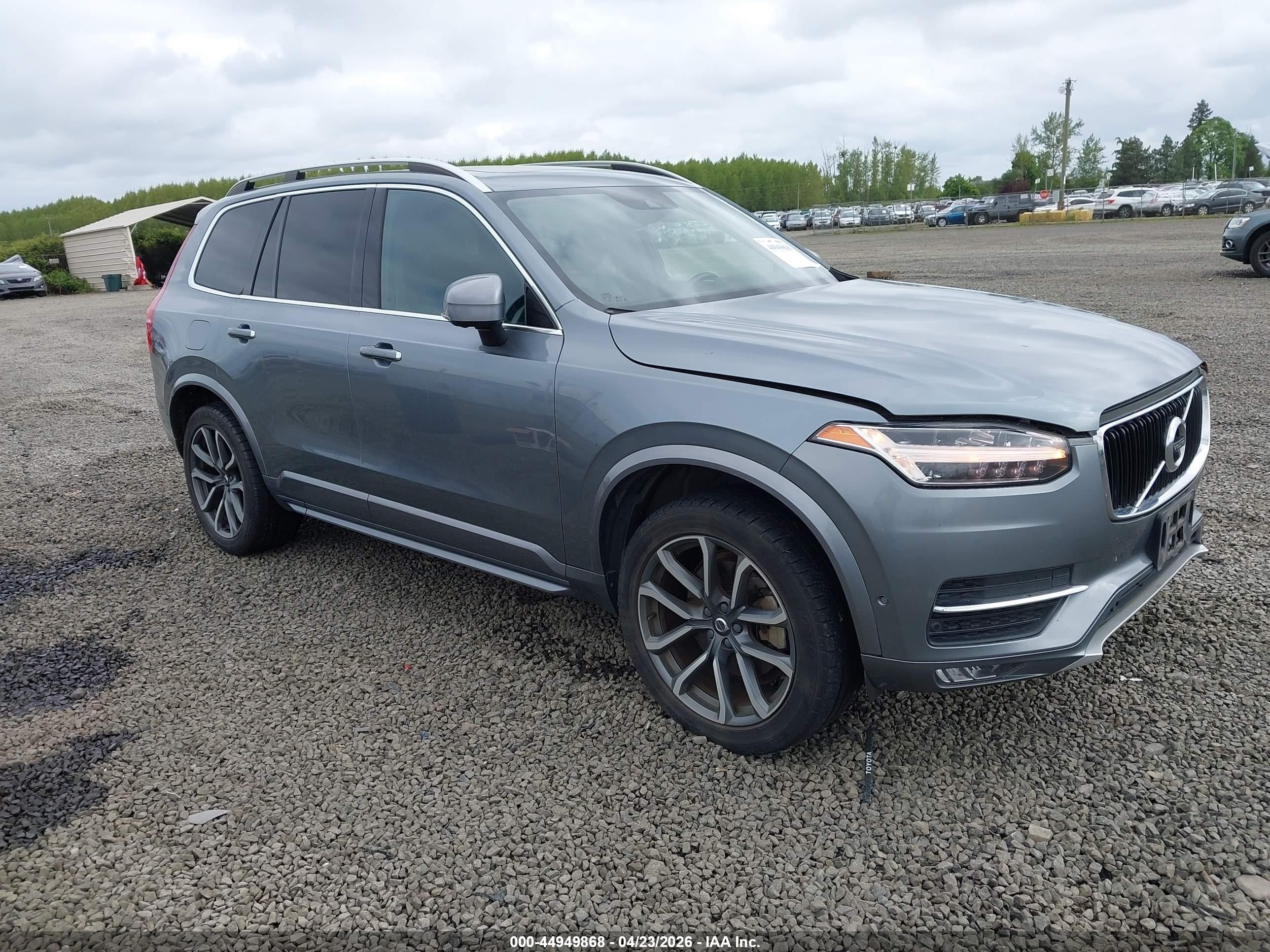 2018 Volvo XC90 Momentum, VIN YV4102PK3J1333339 — Пожар