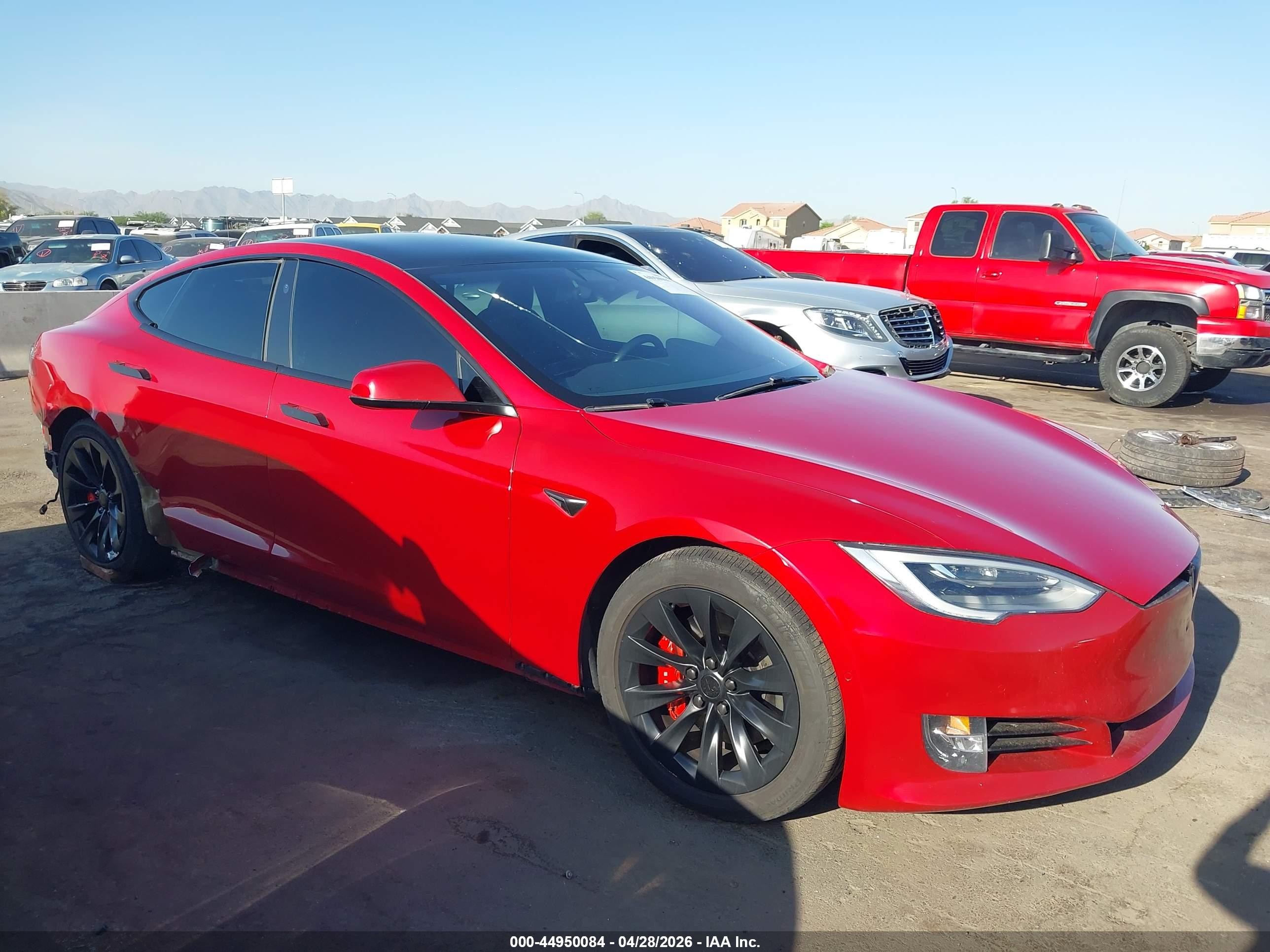 2020 Tesla Model S Long Range, VIN 5YJSA1E25LF413981 — Side
