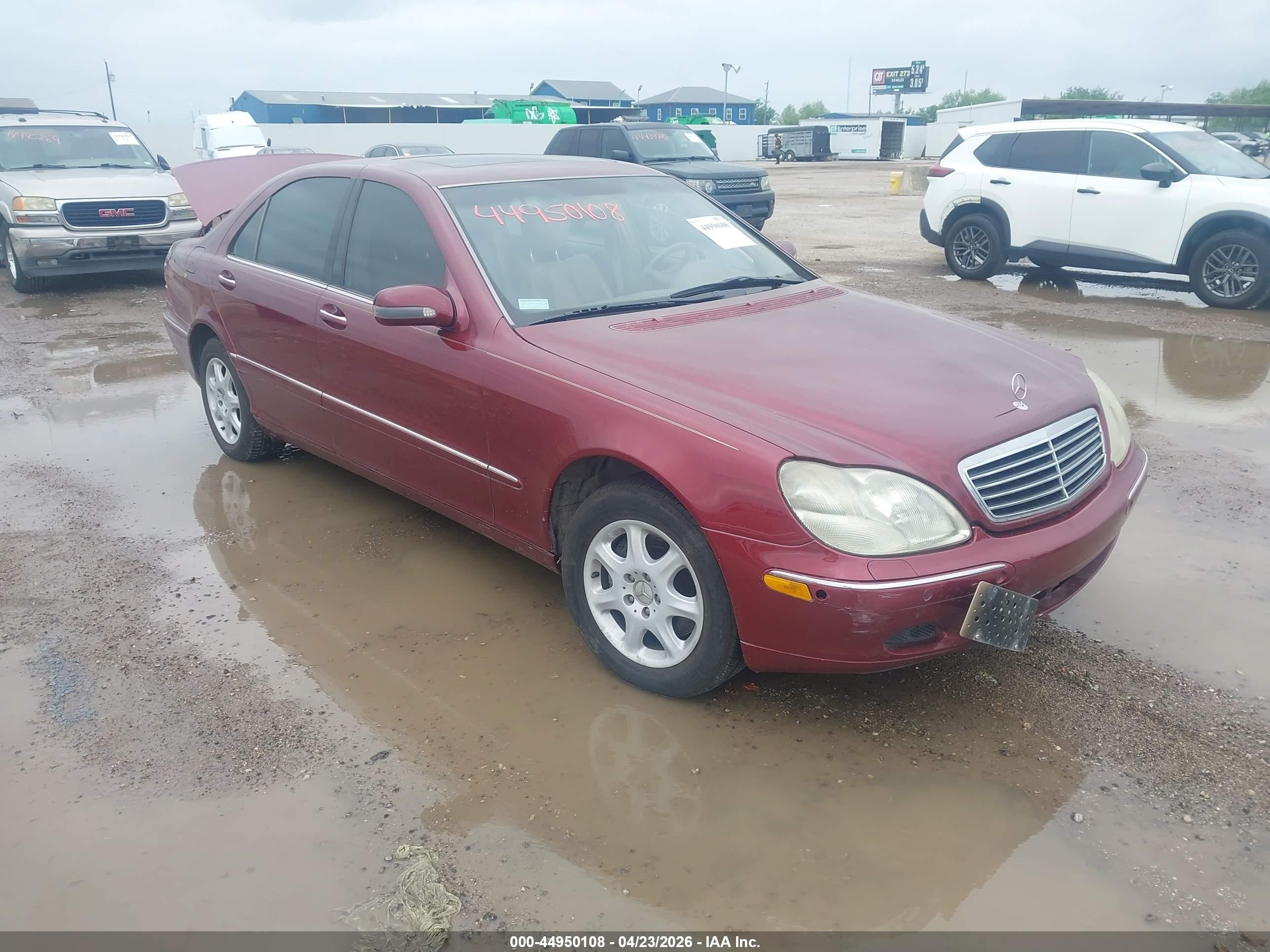 2000 Mercedes-Benz S 320/430/500, VIN WDBNG75J4YA103972 — Rear end