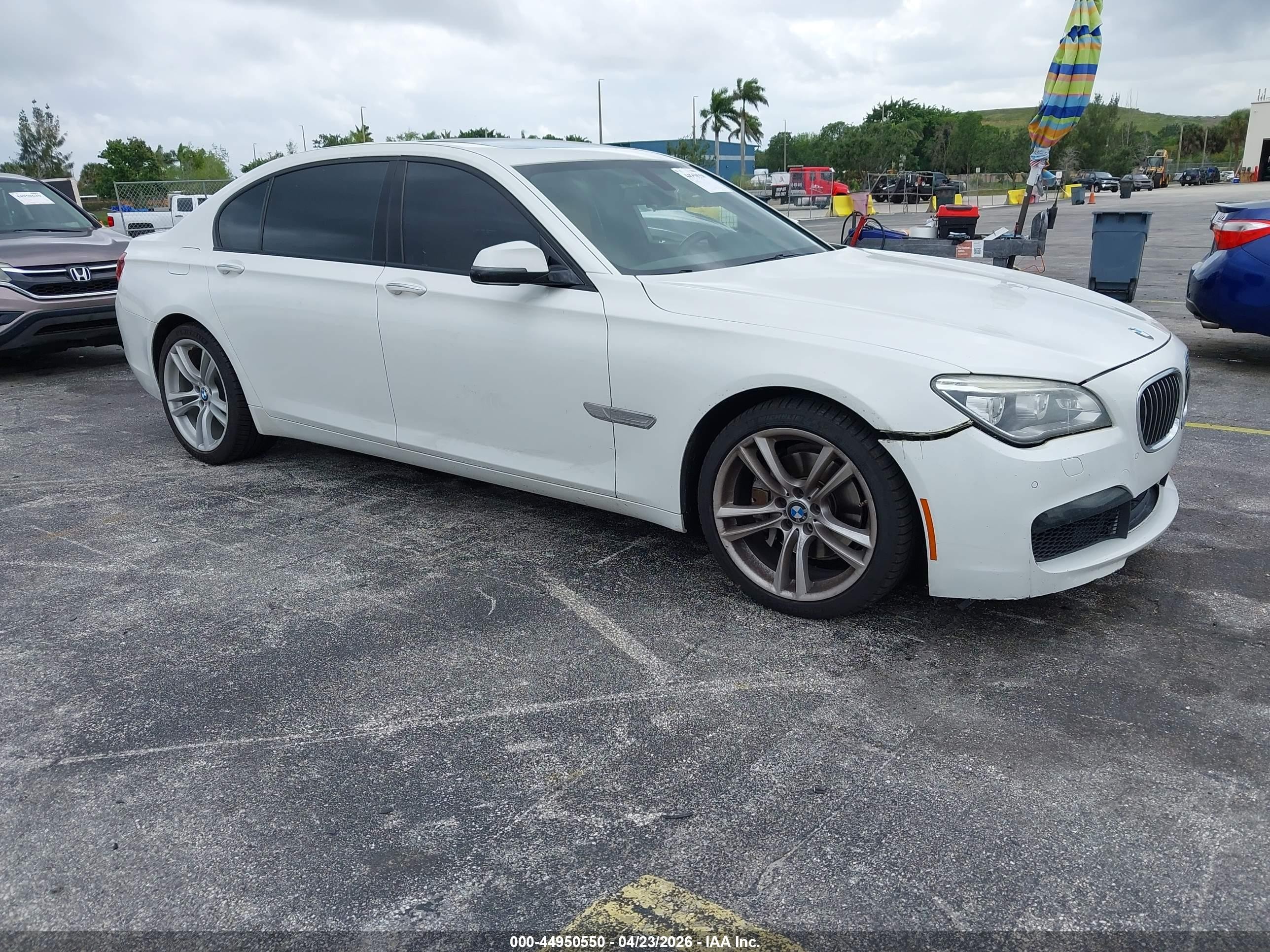2013 BMW 7 Series 740Li, VIN WBAYE4C51DD137494 — Normal wear
