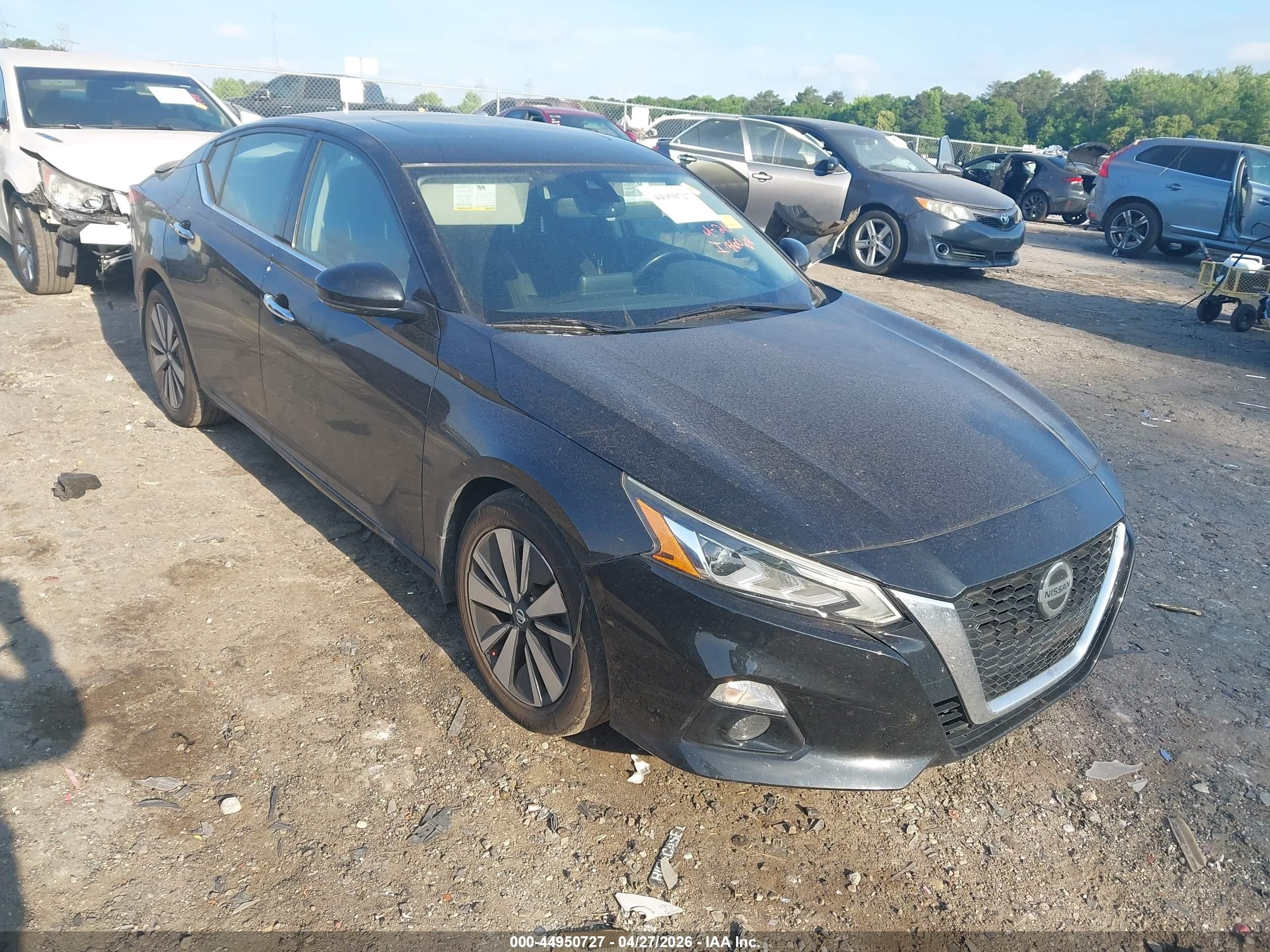 2019 Nissan Altima SV, VIN 1N4BL4DV5KC185330 — Side