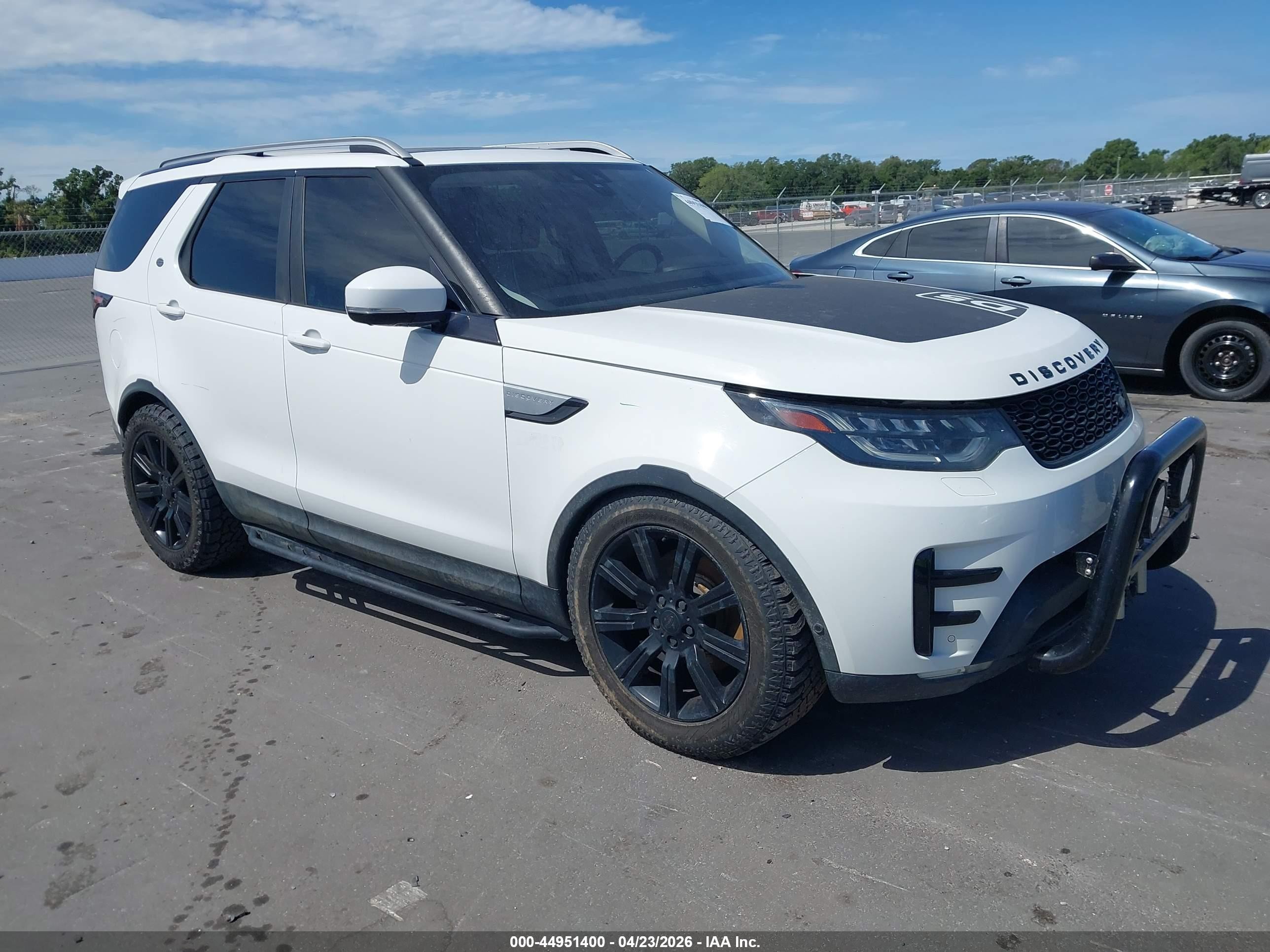 2017 Land Rover Discovery HSE, VIN SALRRBBVXHA041140 — Water / flood