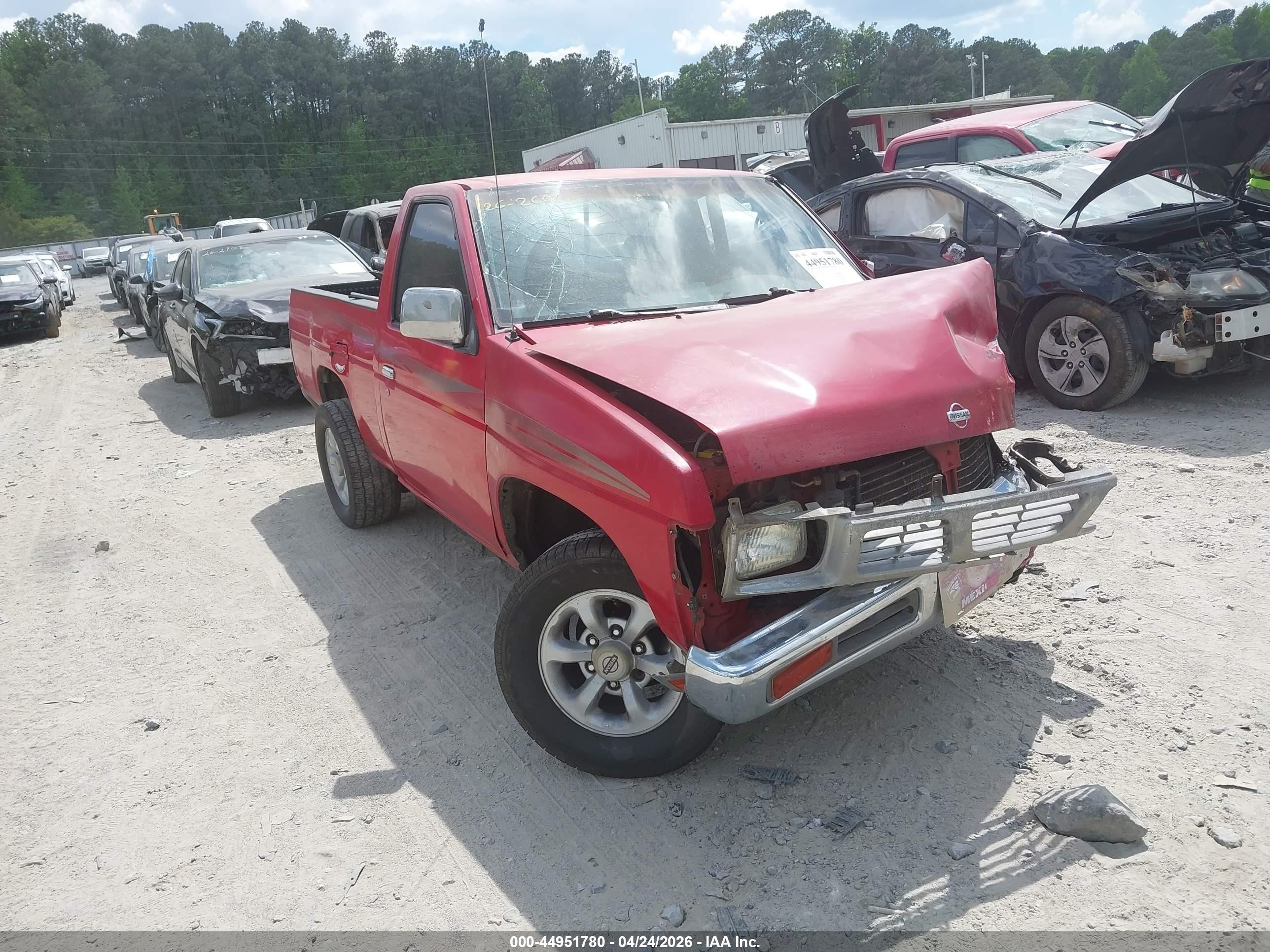 1997 Nissan Frontier XE, VIN 1N6SD11S6VC306075 — Front end