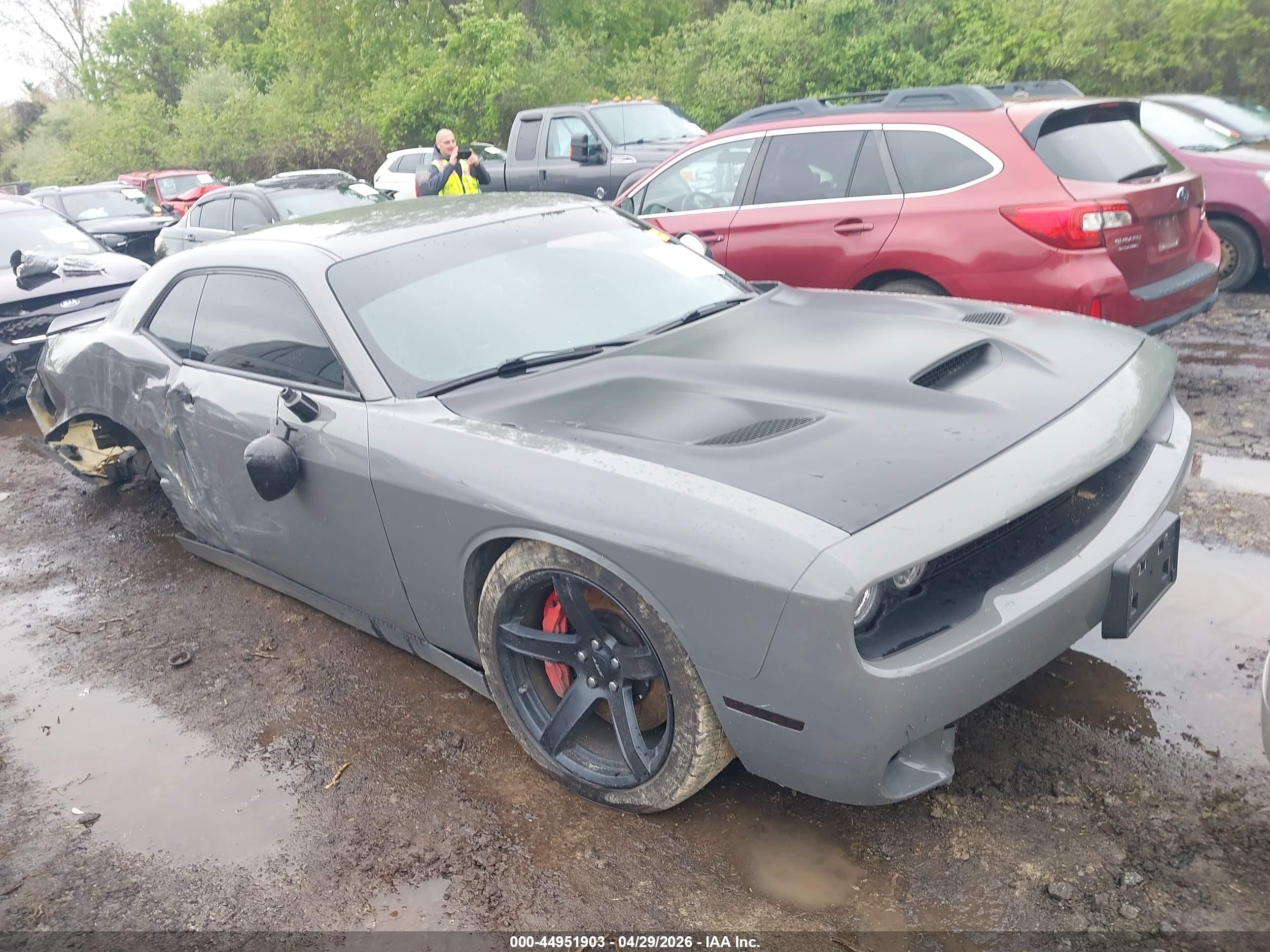 2017 Dodge Challenger SRT Hellcat, VIN 2C3CDZC91HH655828 — Rear end