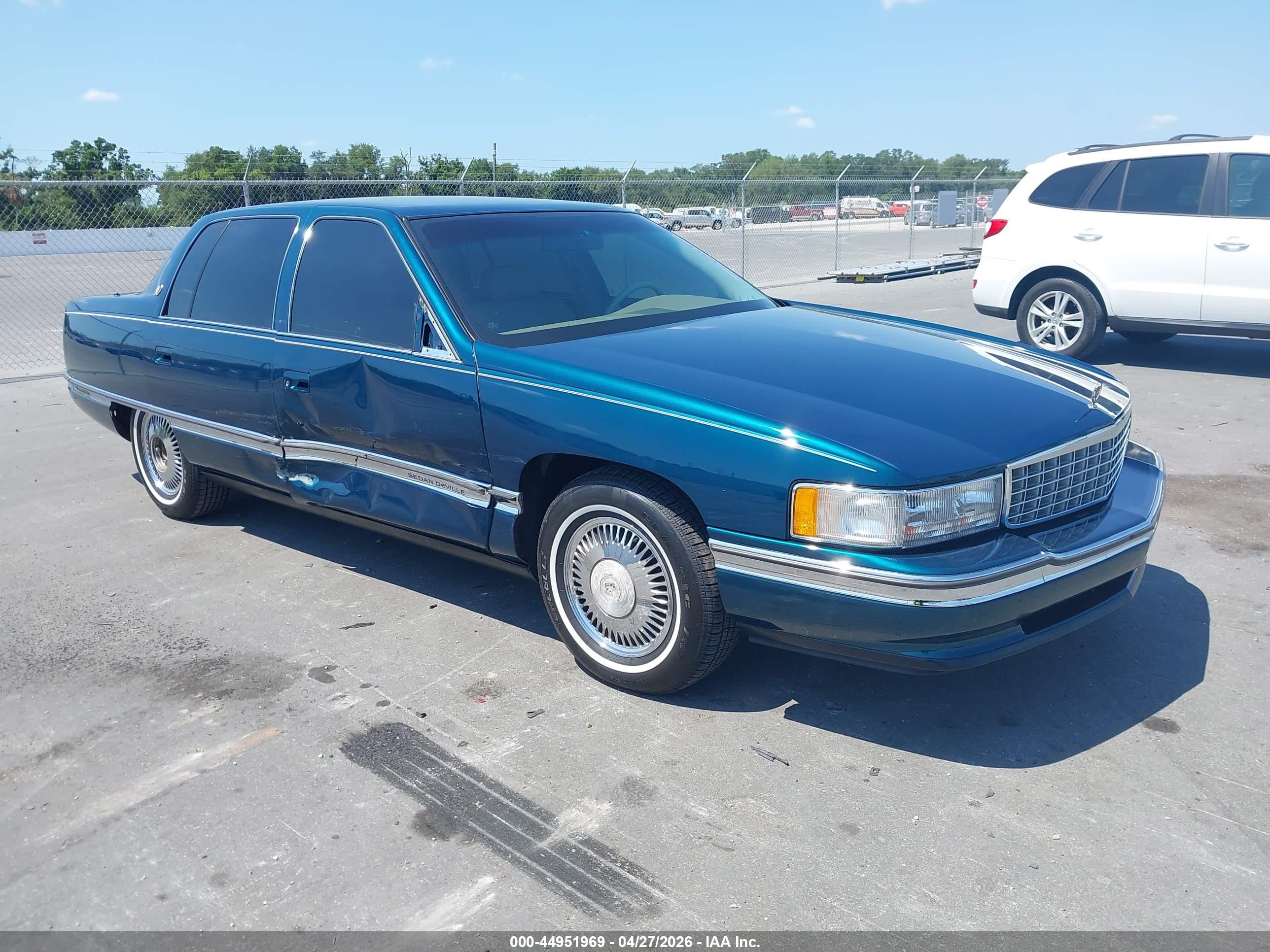 1995 Cadillac DeVille, VIN 1G6KD52B8SU274585 — Бок
