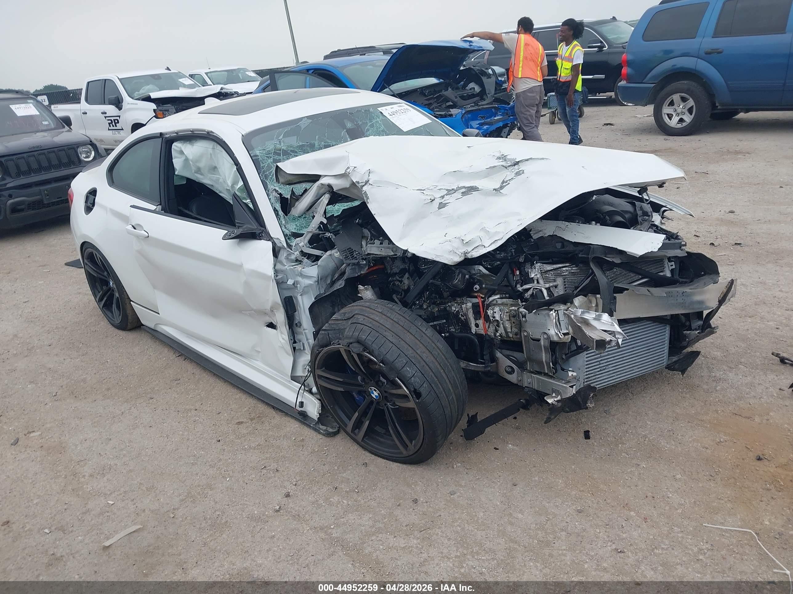 2018 BMW M2, VIN WBS1J5C54JVE51969 — Front end