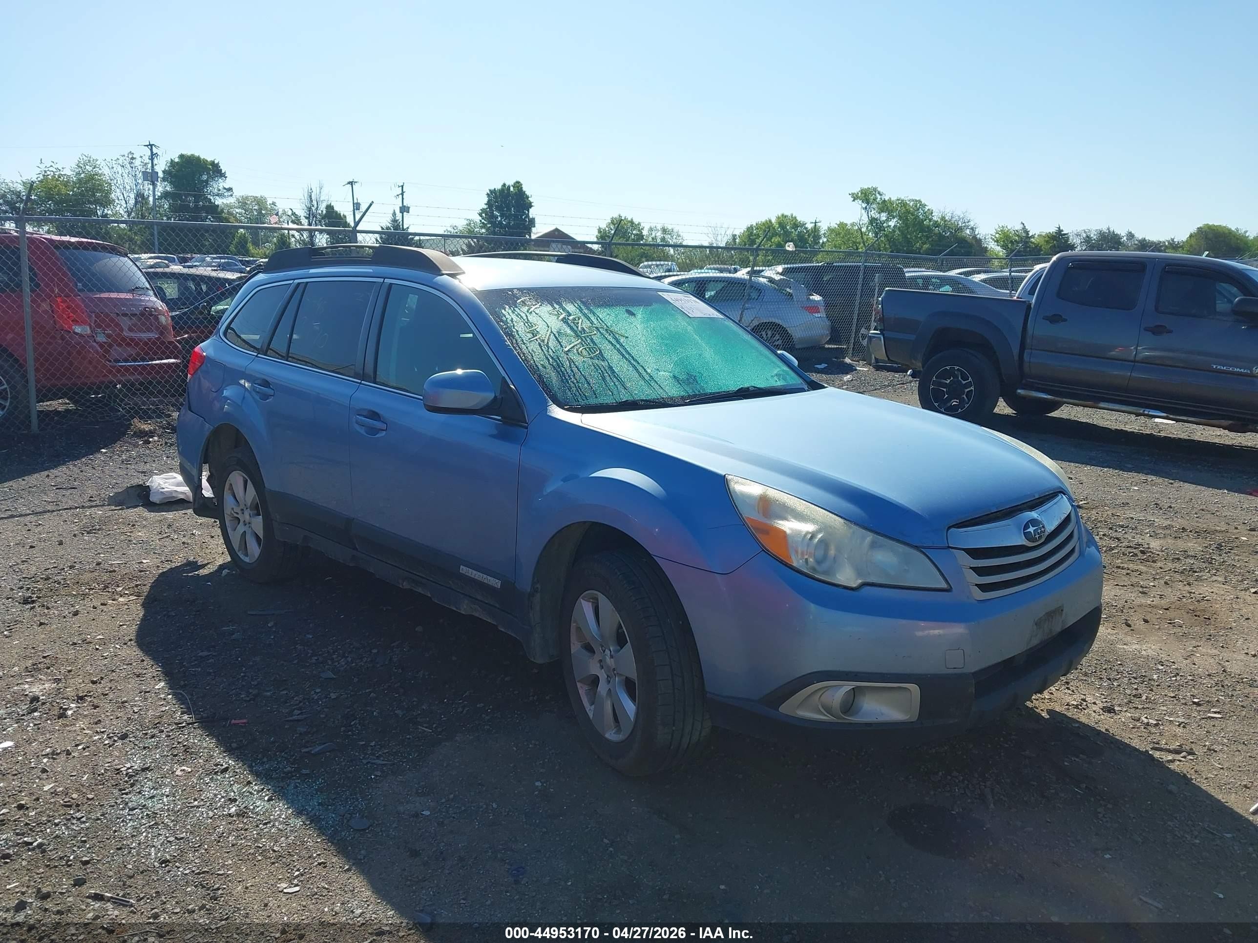 2011 Subaru Outback Premium, VIN 4S4BRBCC6B3407074 — Зад