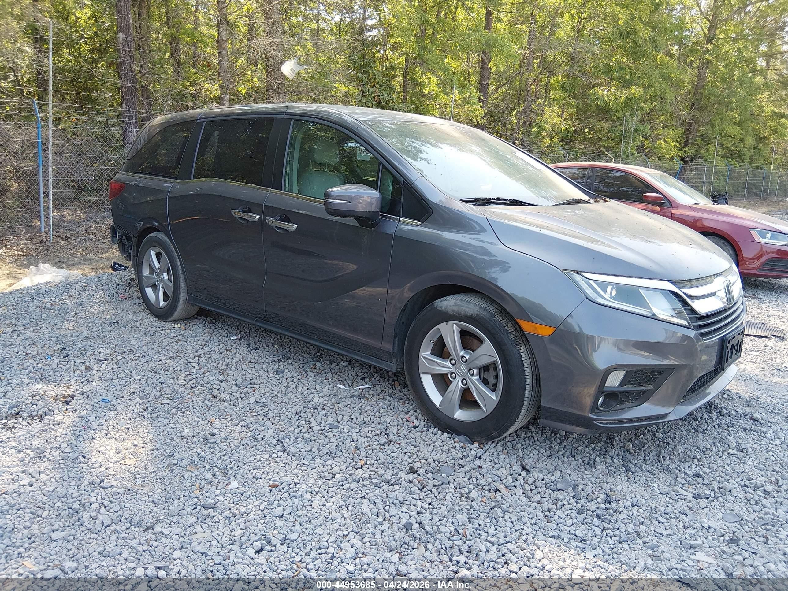 2020 Honda Odyssey EX-L, VIN 5FNRL6H78LB017542 — Rear end