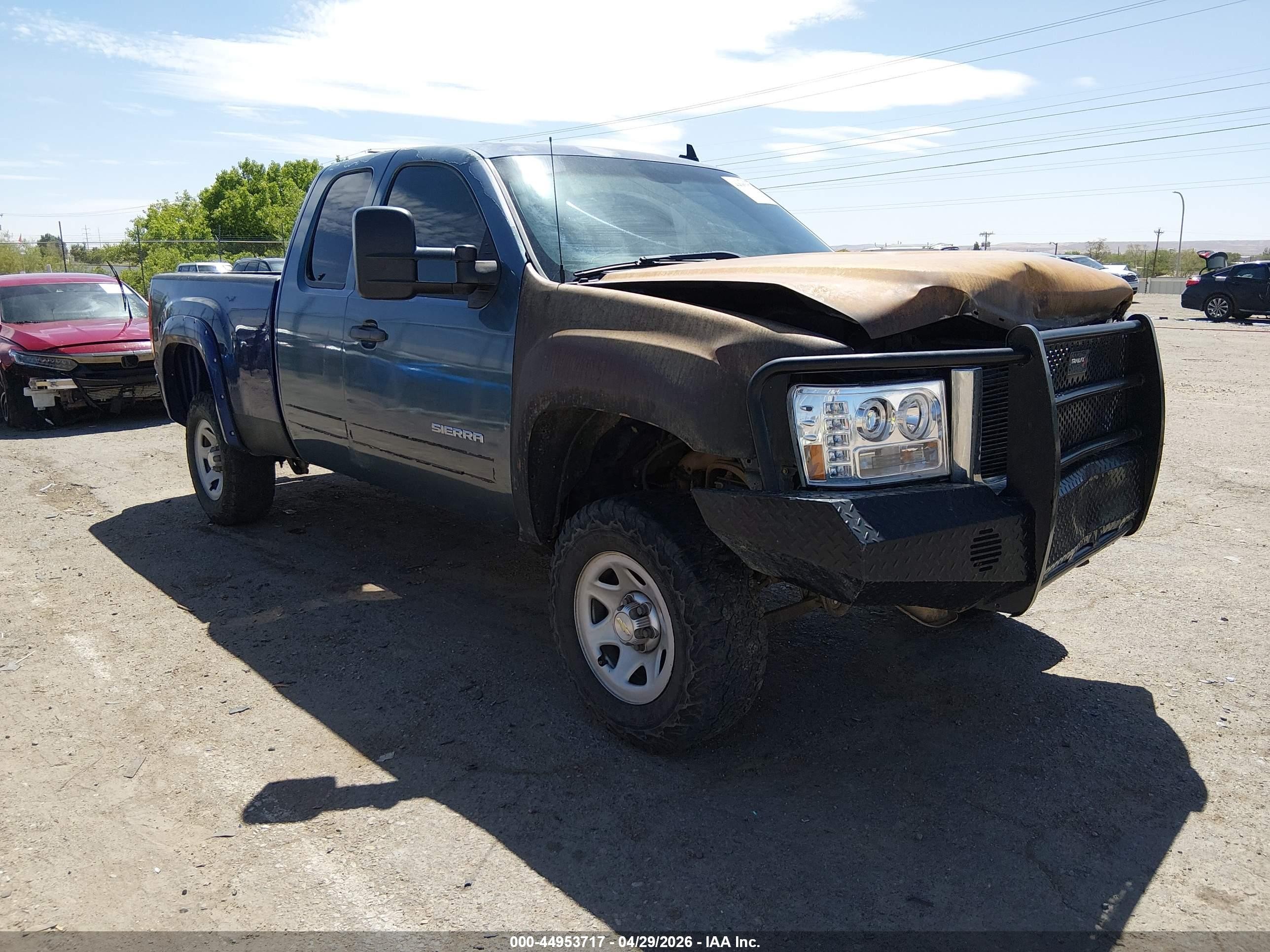 2010 GMC Sierra 1500 SLE, VIN 1GTSKVE38AZ265376 — Повреждение рамы