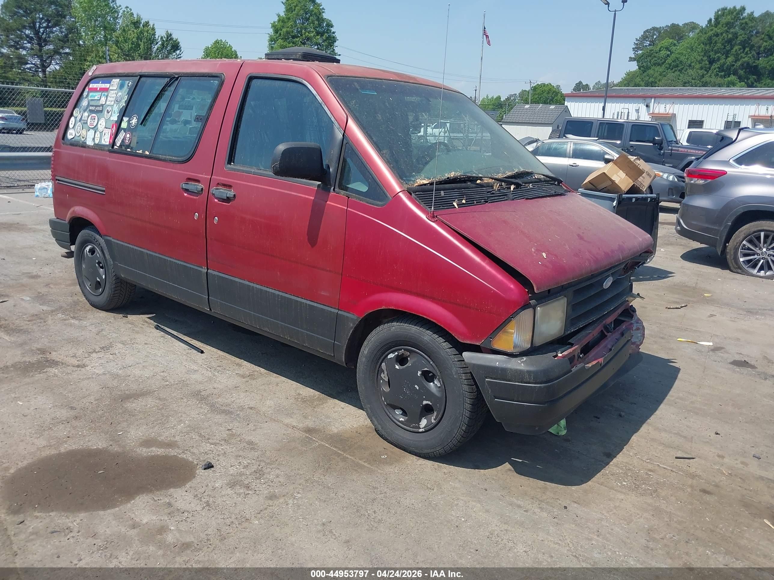 1997 Ford Aerostar, VIN 1FMCA11U6VZB20286 — Front end