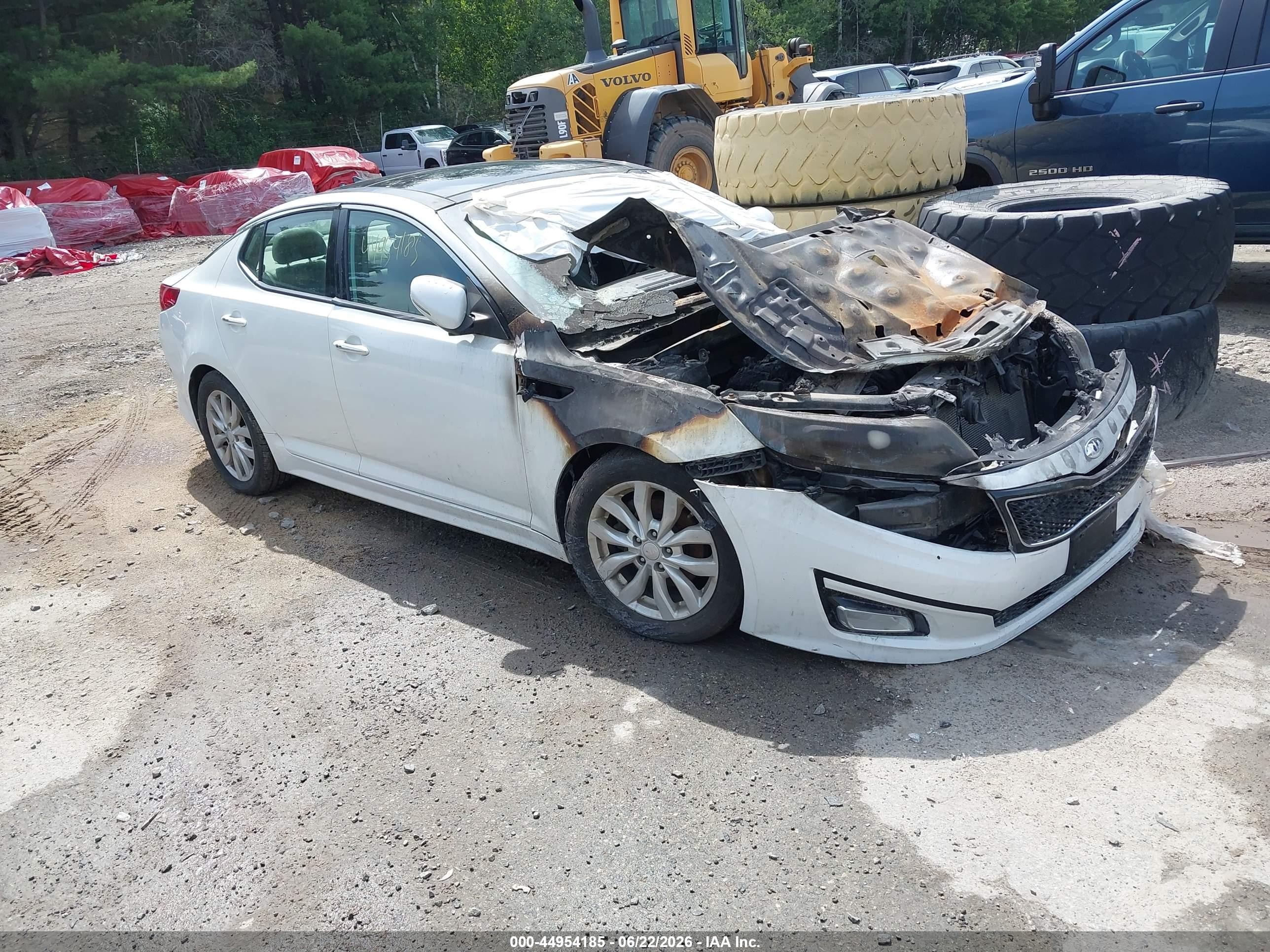 2015 Kia Optima EX, VIN 5XXGN4A74FG363668 — Burn