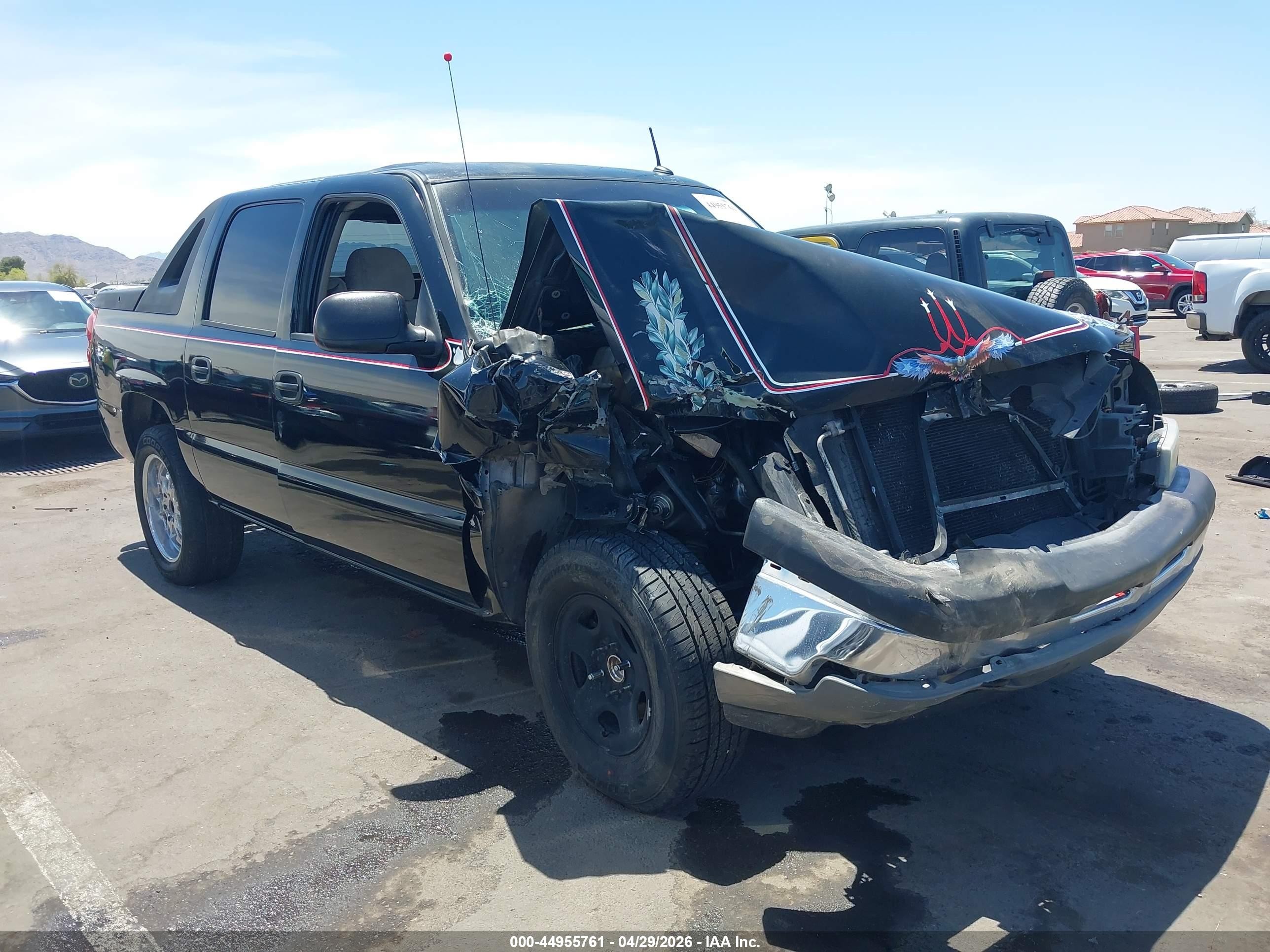 2005 Chevrolet Avalanche Z66, VIN 3GNEC12Z05G100446 — Front end