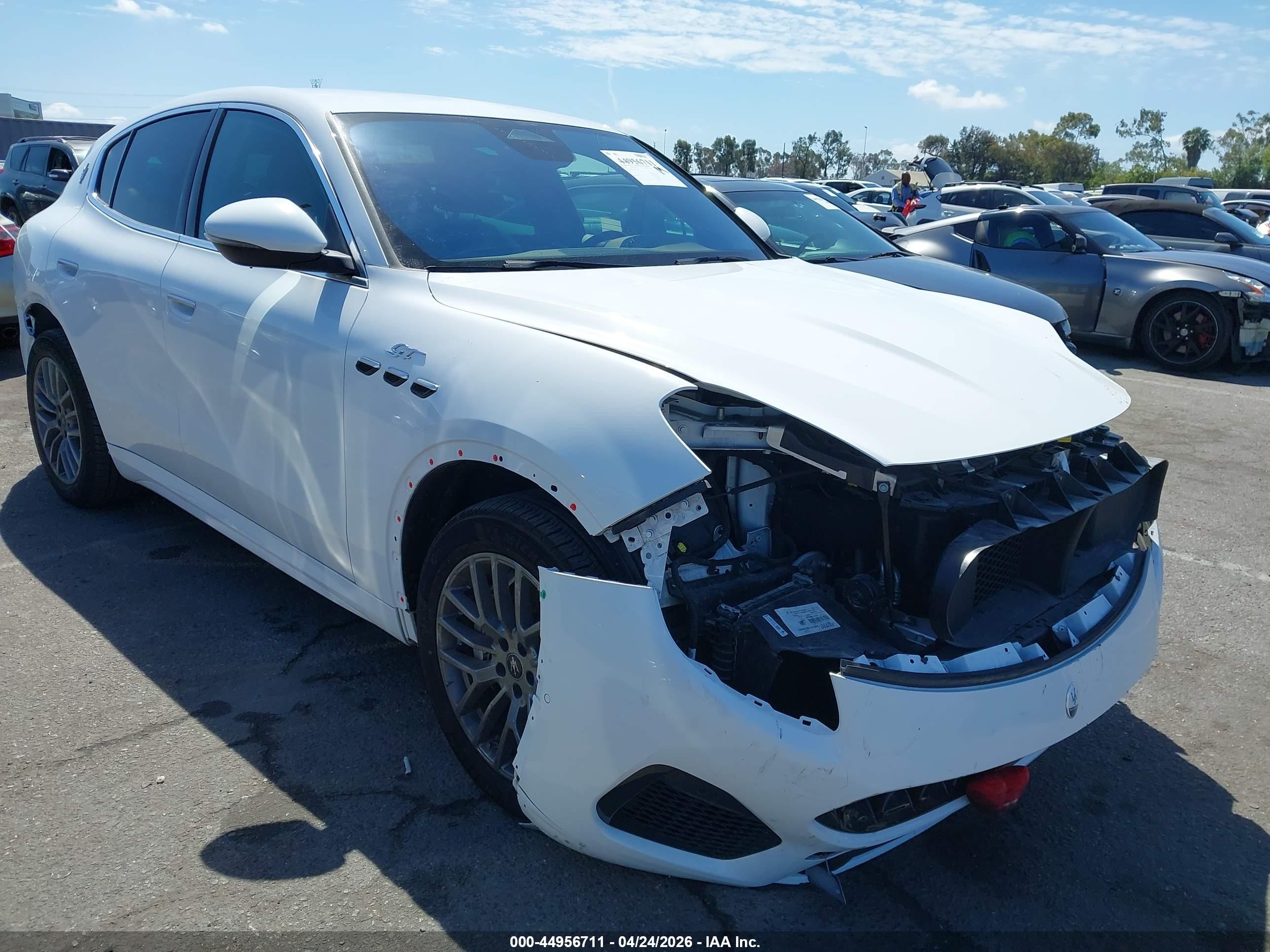 2023 Maserati Grecale GT, VIN ZN682AVA5P7439487 — По всему кузову