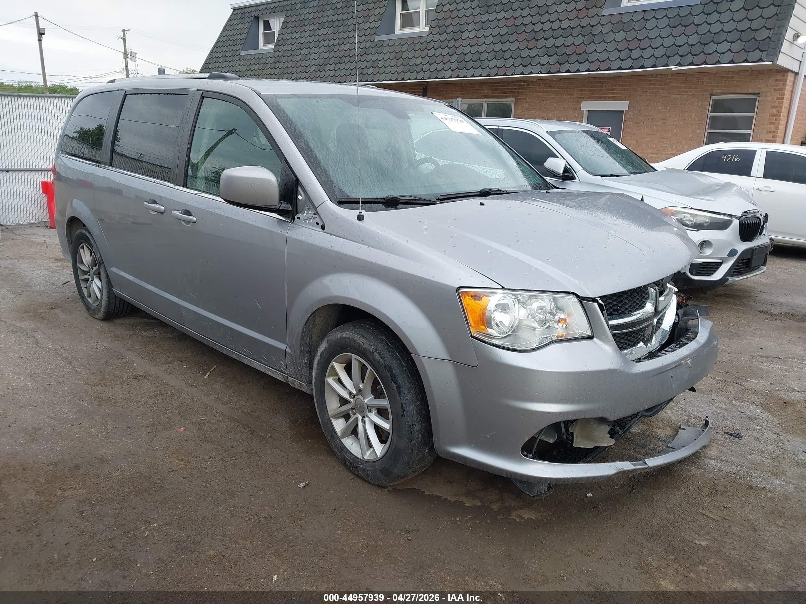 2019 Dodge Grand Caravan SXT, VIN 2C4RDGCG2KR695765 — Повреждение рамы