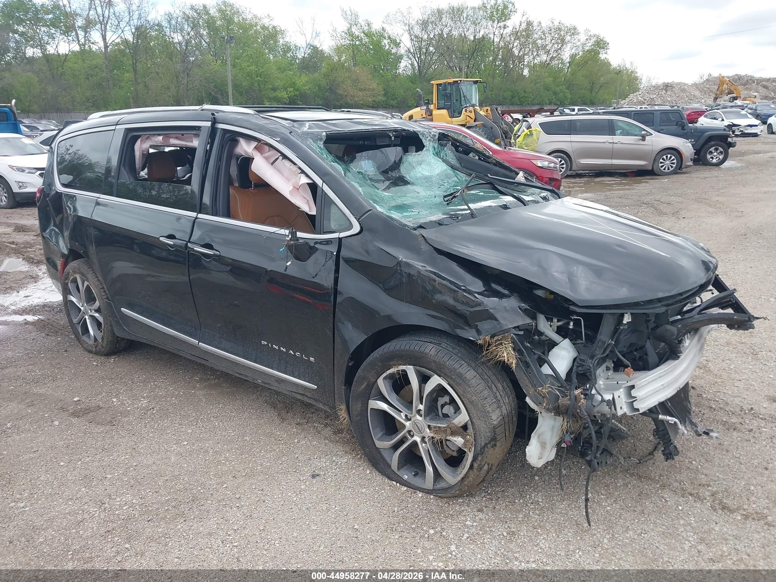 2022 Chrysler Pacifica Pinnacle, VIN 2C4RC3PG8NR180344 — Опрокидывание