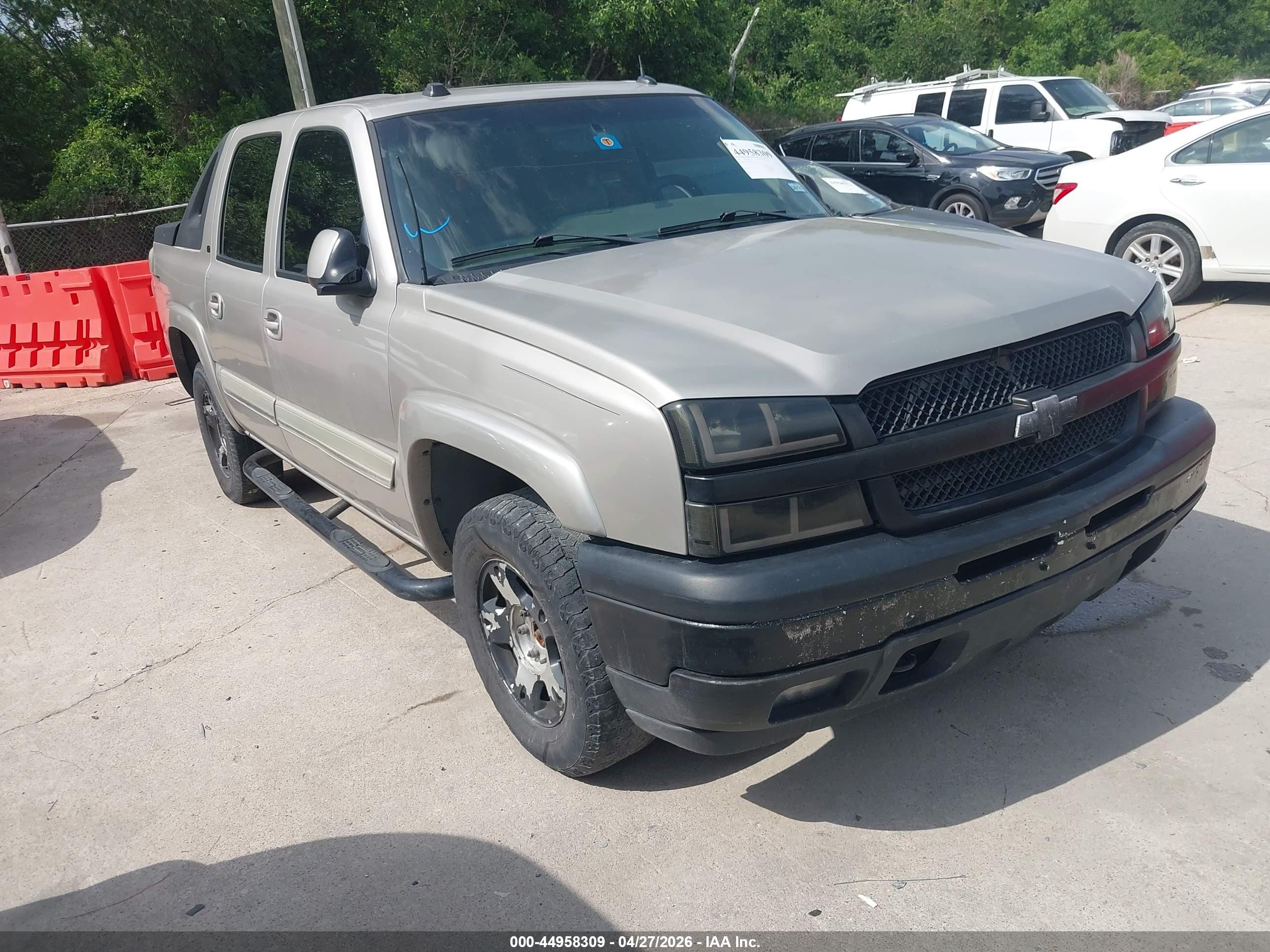 2005 Chevrolet Avalanche Z71, VIN 3GNEK12Z85G191047 — Normal wear