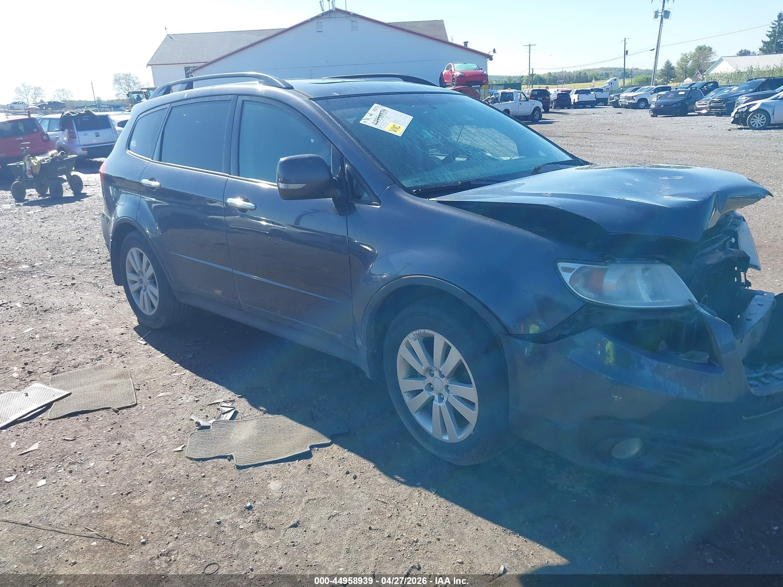 2011 Subaru Tribeca Limited, VIN 4S4WX9GD6B4401286 — Перед