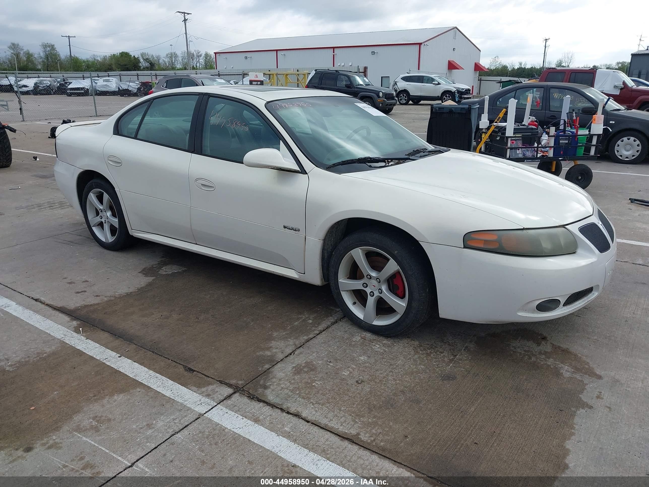 2005 Pontiac Bonneville GXP, VIN 1G2HZ54Y75U147202 — Normal wear