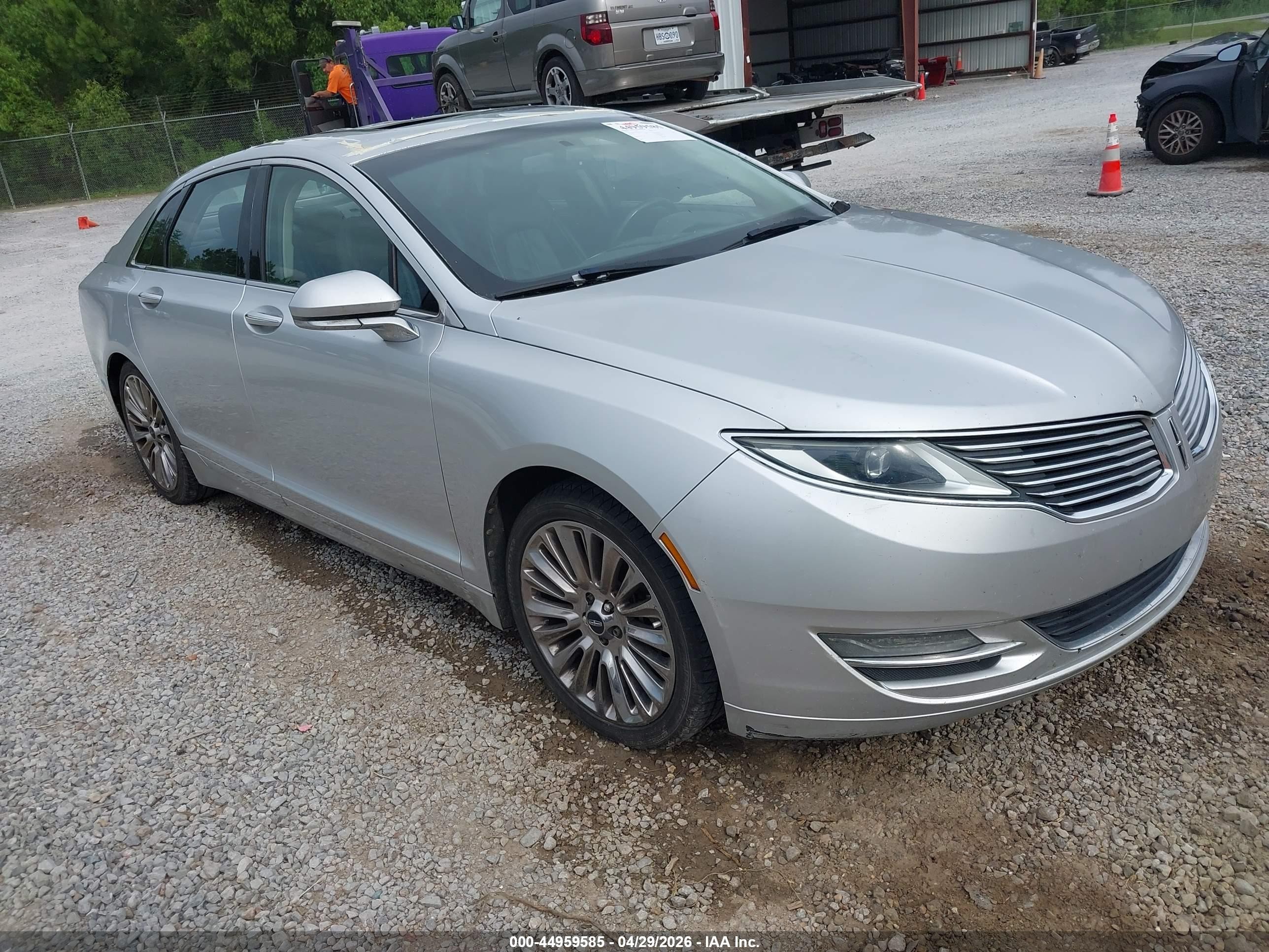2014 Lincoln MKZ, VIN 3LN6L2G91ER804277 — Roof