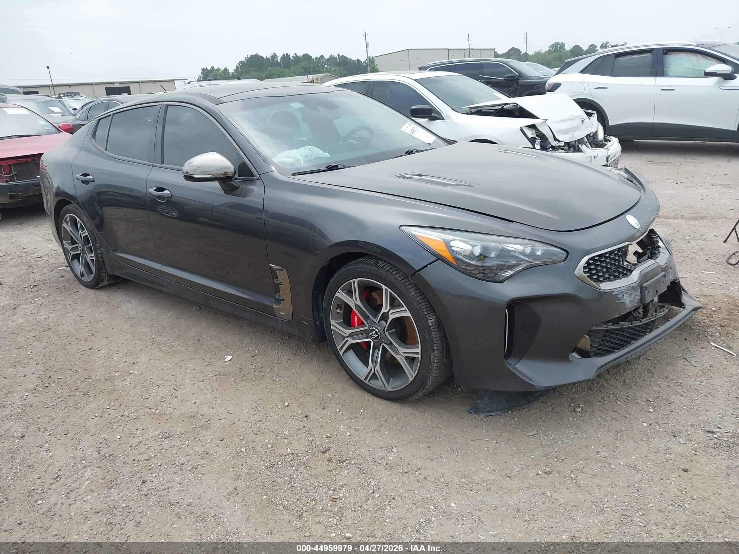 2019 Kia Stinger GT1, VIN KNAE45LC8K6064085 — Перед