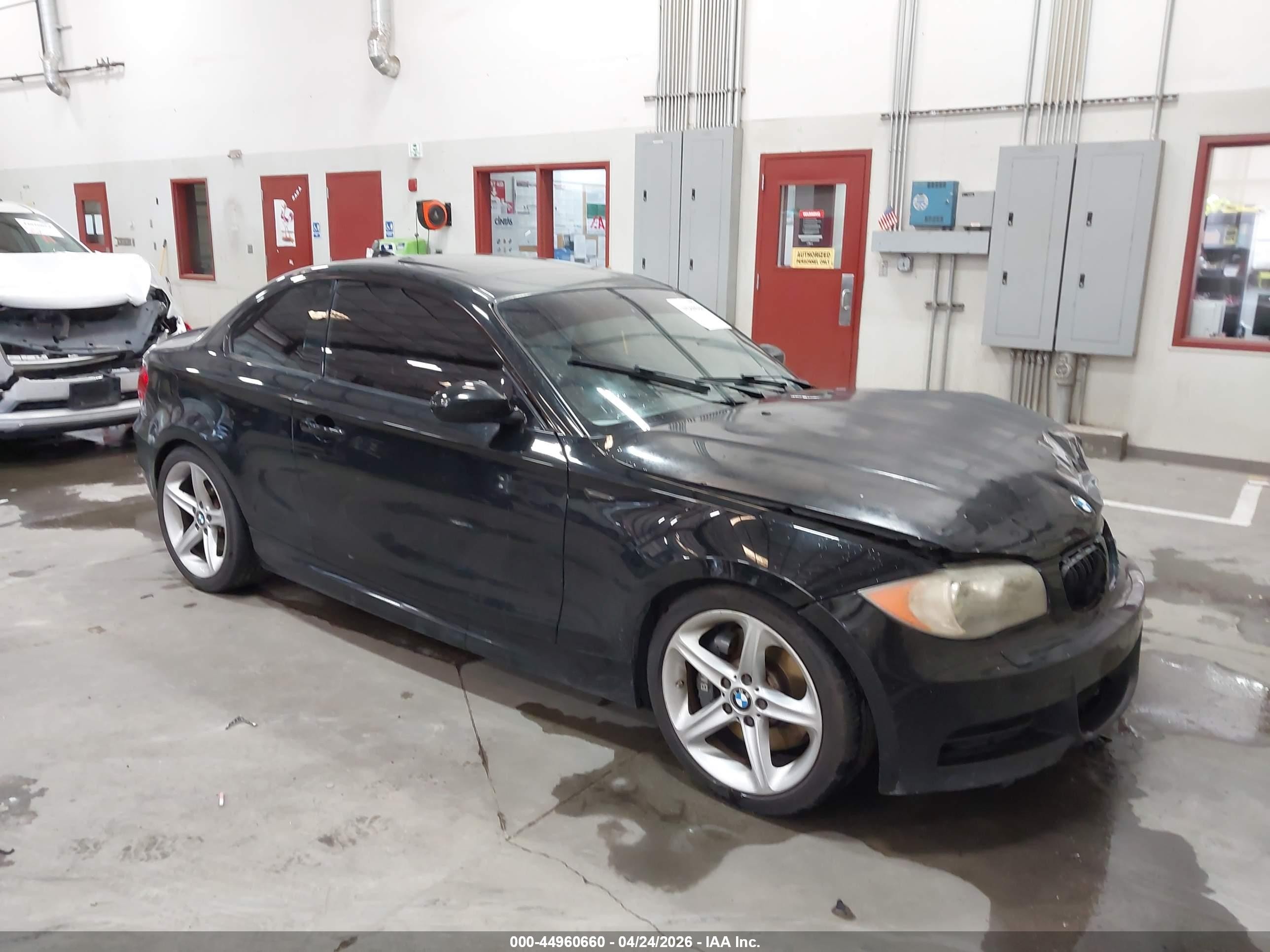 2008 BMW 1 Series 135i, VIN WBAUC73528VF25343 — Front end