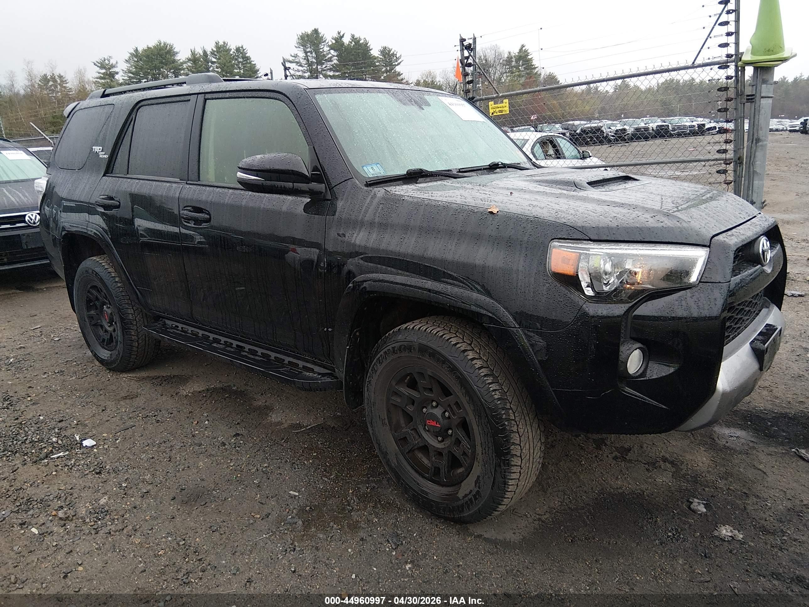 2019 Toyota 4Runner SR5, VIN JTEBU5JR2K5716052 — Fresh water flood