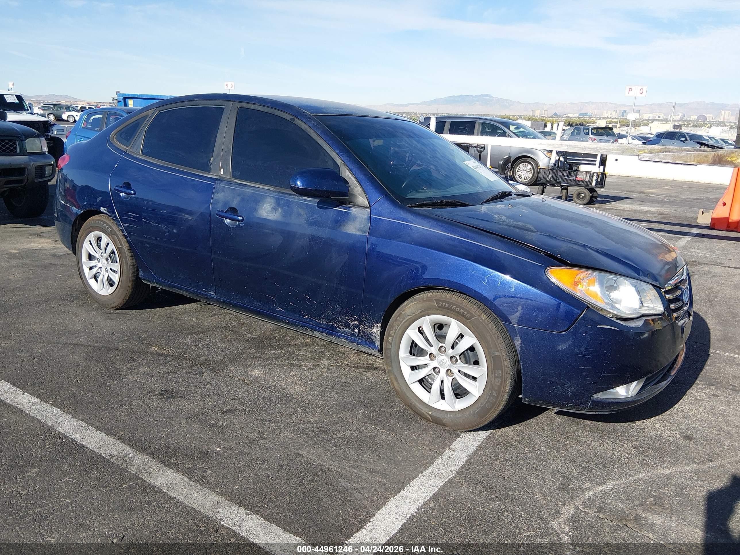 2010 Hyundai Elantra GLS, VIN KMHDU4AD7AU839678 — Normal wear