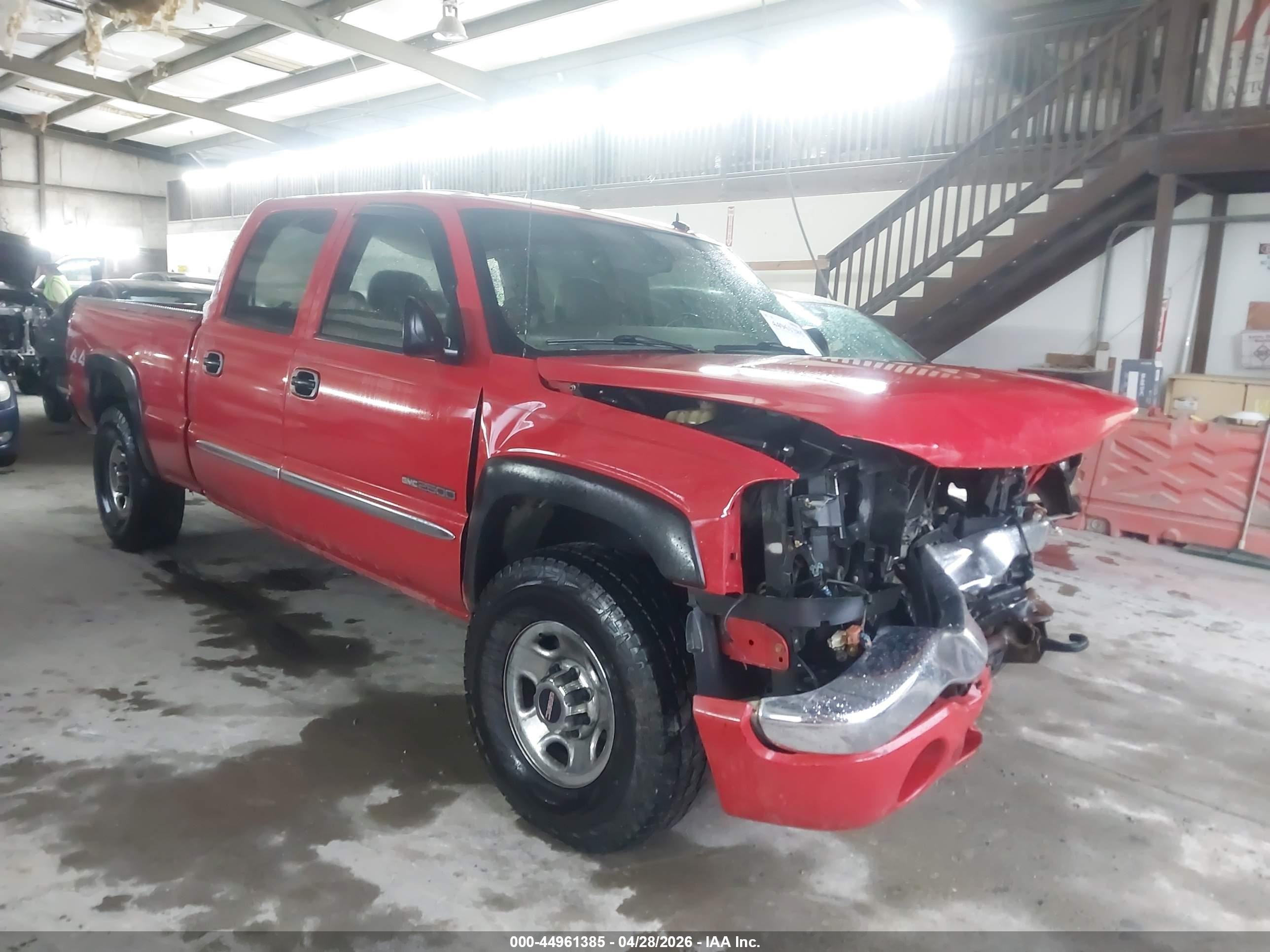 2004 GMC Sierra 2500 SLT, VIN 1GTGK23U74F122246 — Front end