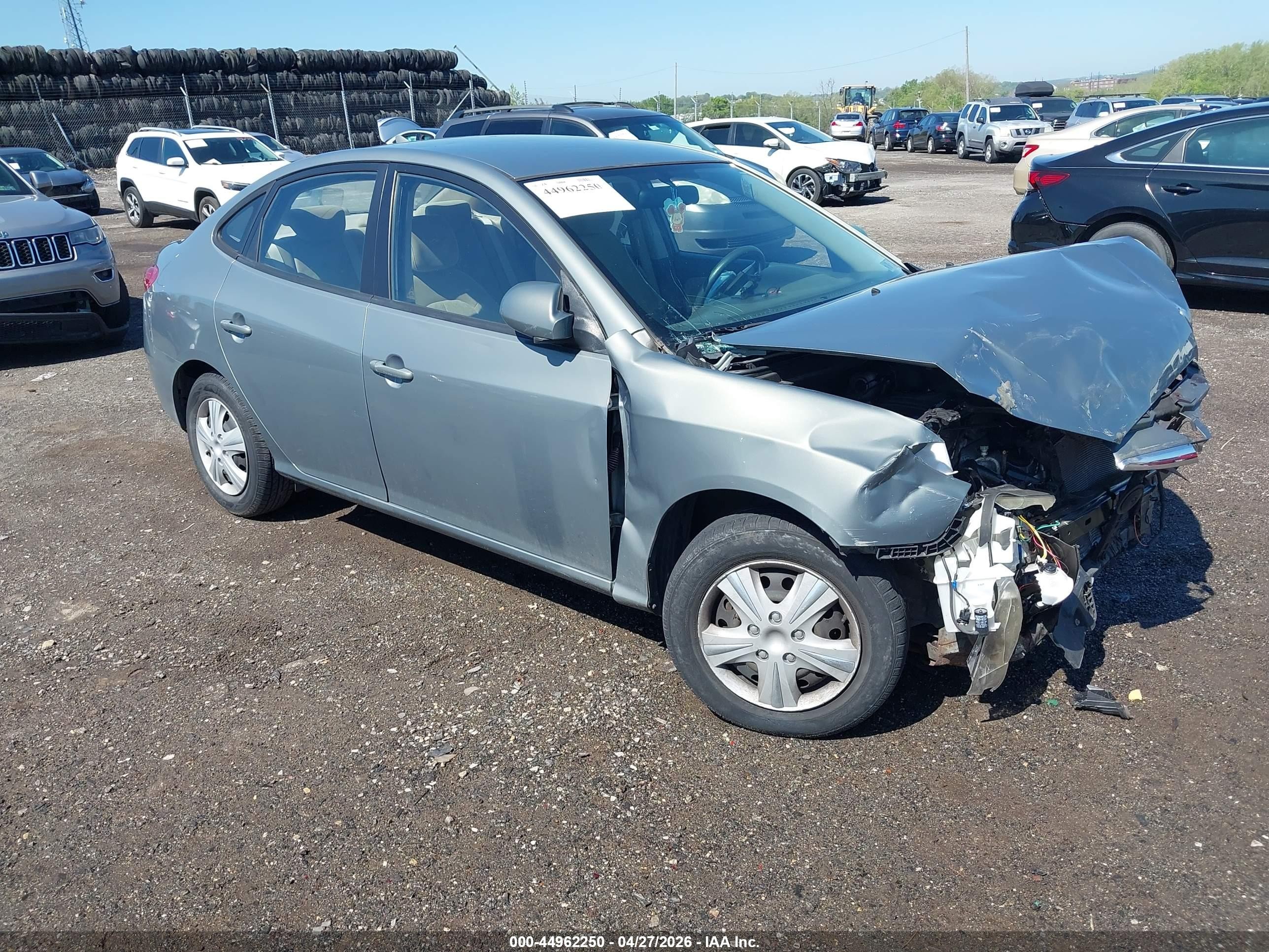 2010 Hyundai Elantra GLS, VIN KMHDU4AD8AU028052 — Front end