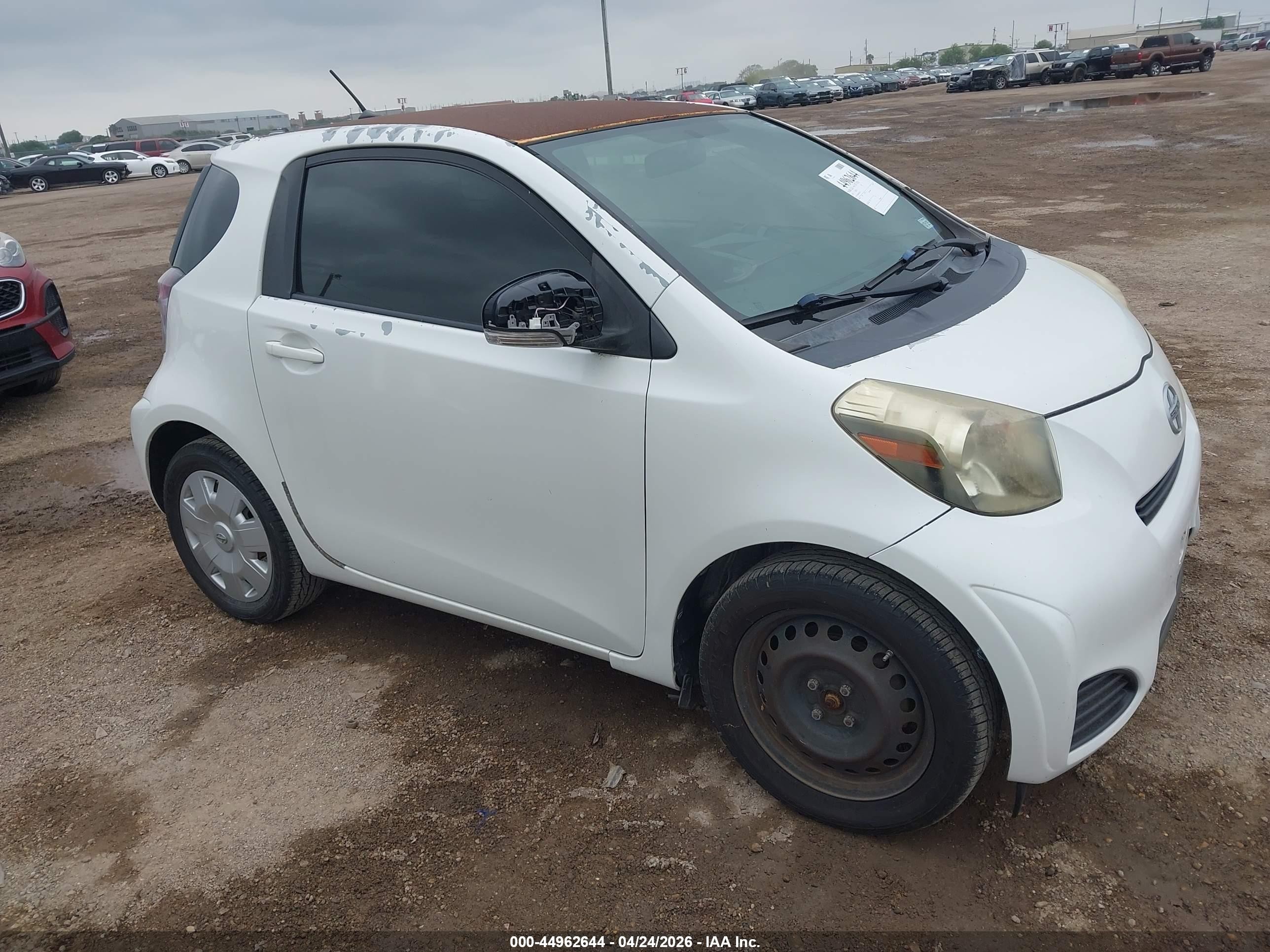 2013 Scion iQ, VIN JTNJJXB04DJ025373 — Normal wear