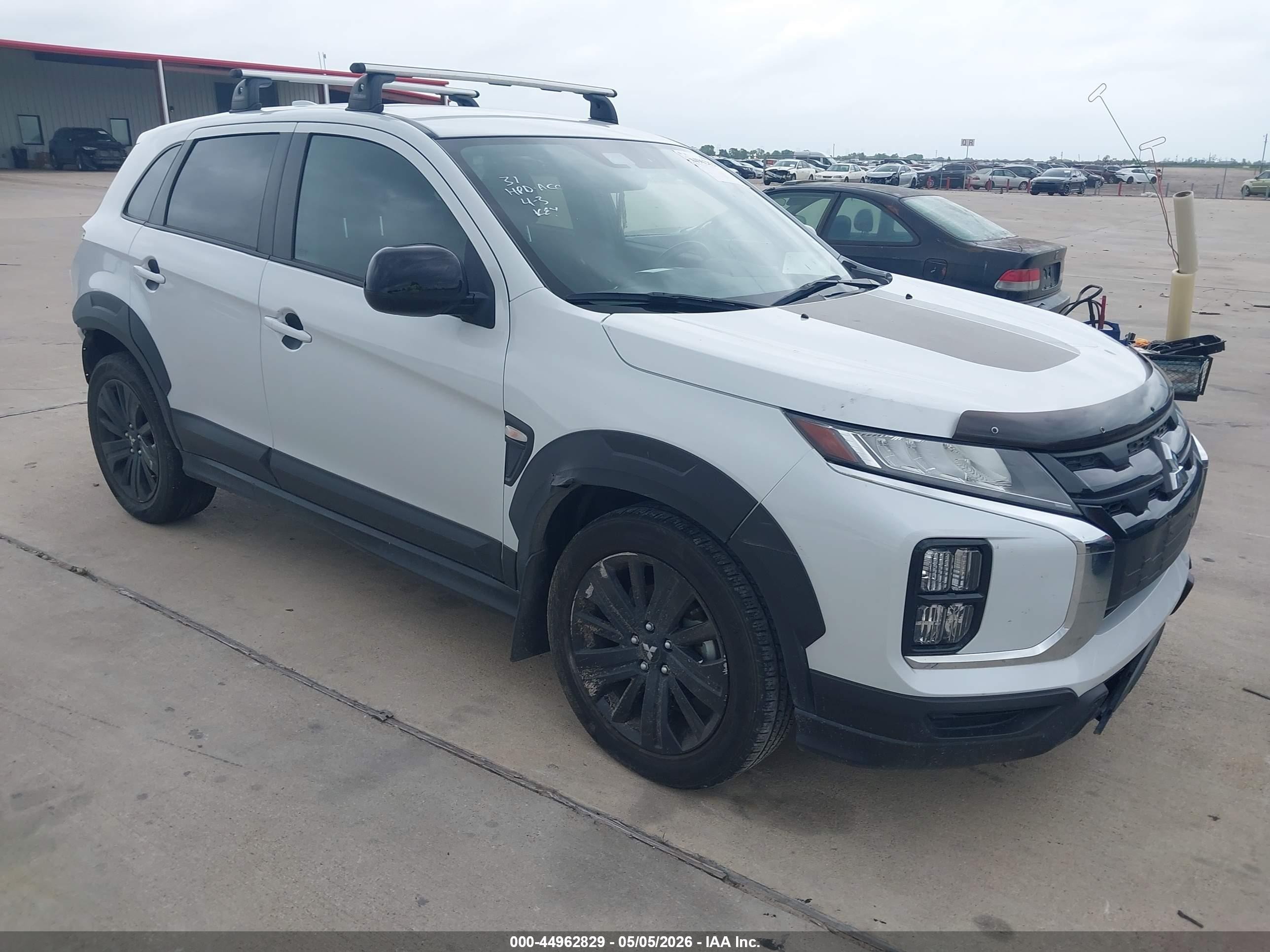 2024 Mitsubishi Outlander S, VIN JA4ARUAU3RU005275 — All over