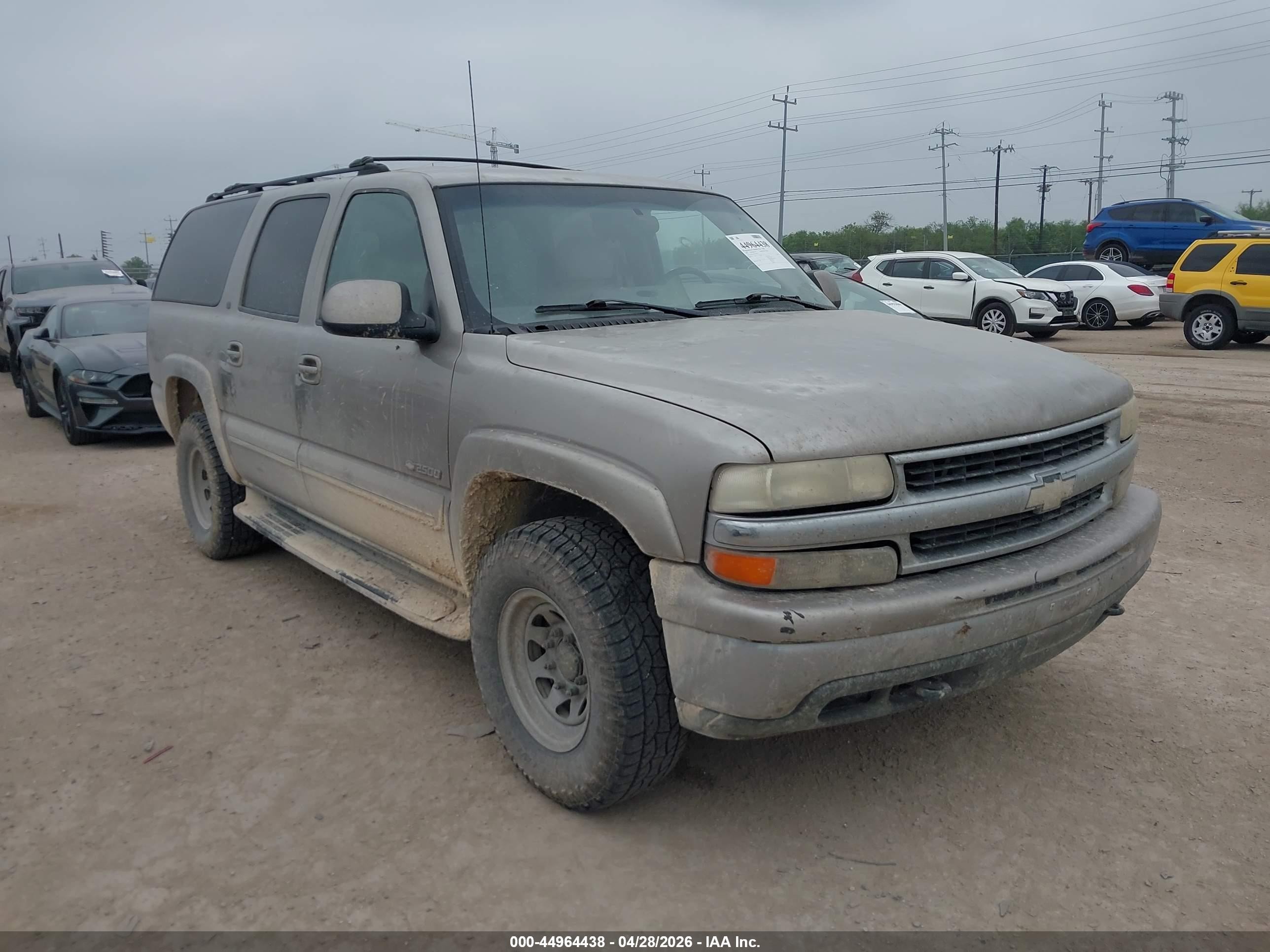 2000 Chevrolet Suburban LT, VIN 3GNGK26UXYG174073 — Hail