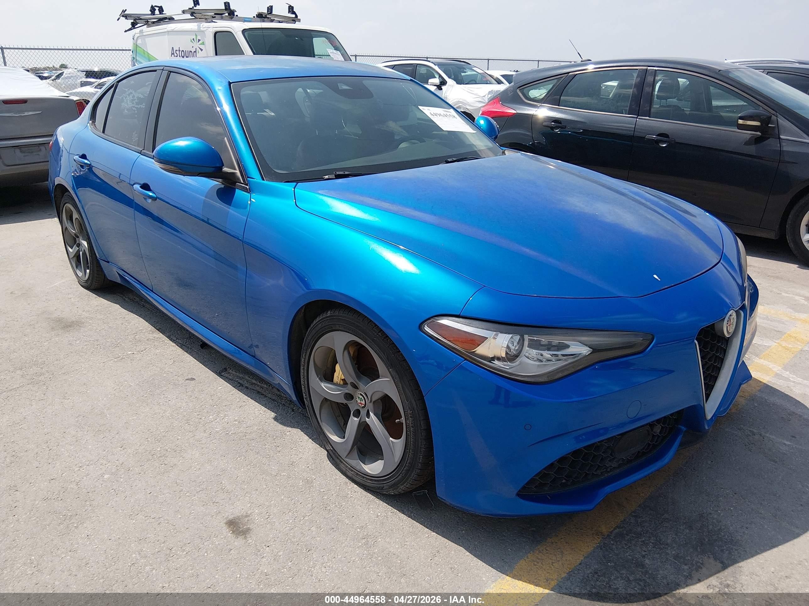 2018 Alfa Romeo Giulia, VIN ZARFAEBN3J7591873 — Normal wear