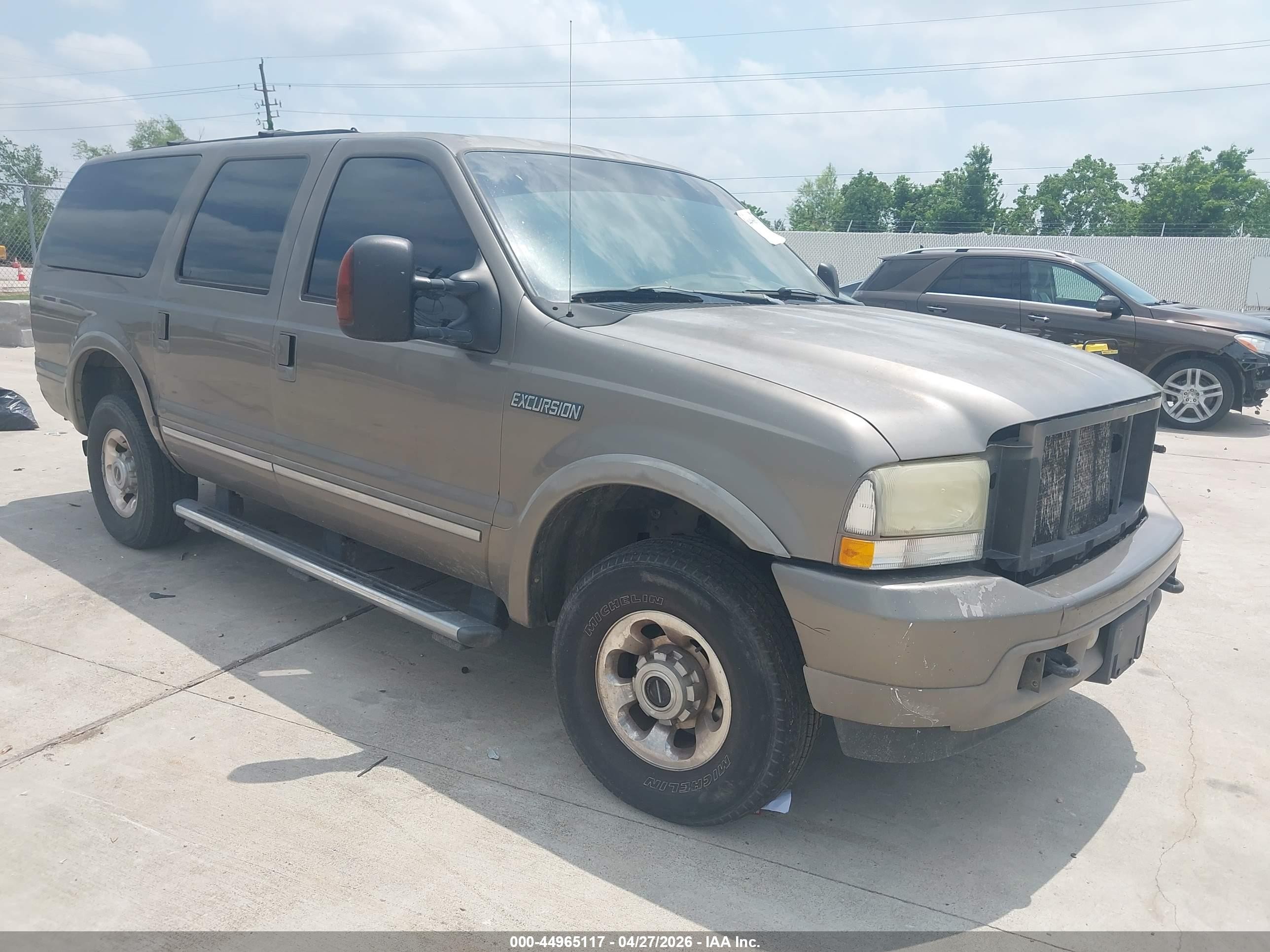 2004 Ford Excursion Limited, VIN 1FMSU43P74ED08249 — Repossession