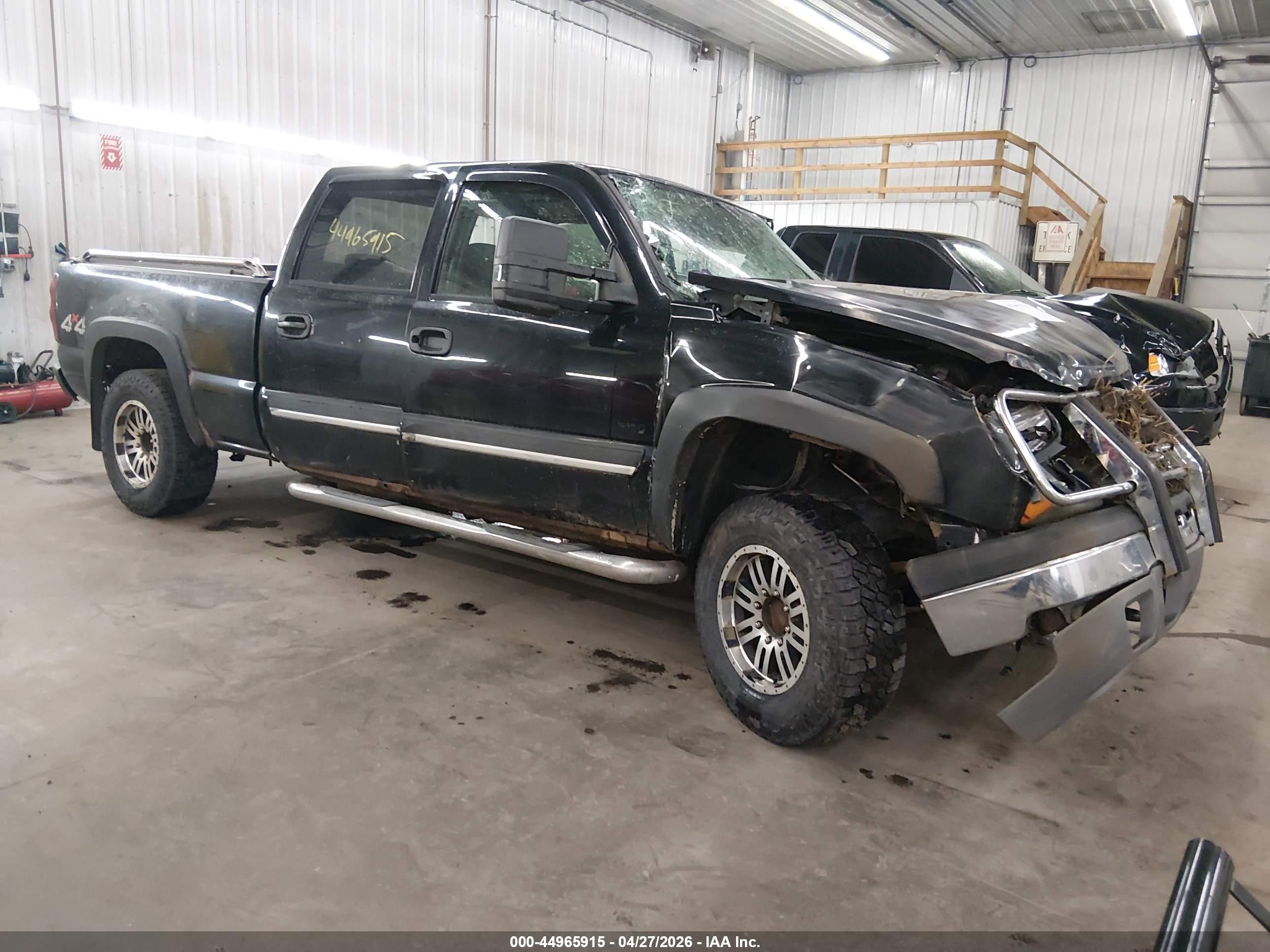 2004 Chevrolet Silverado 2500 LT, VIN 1GCGK23U24F178952 — Side
