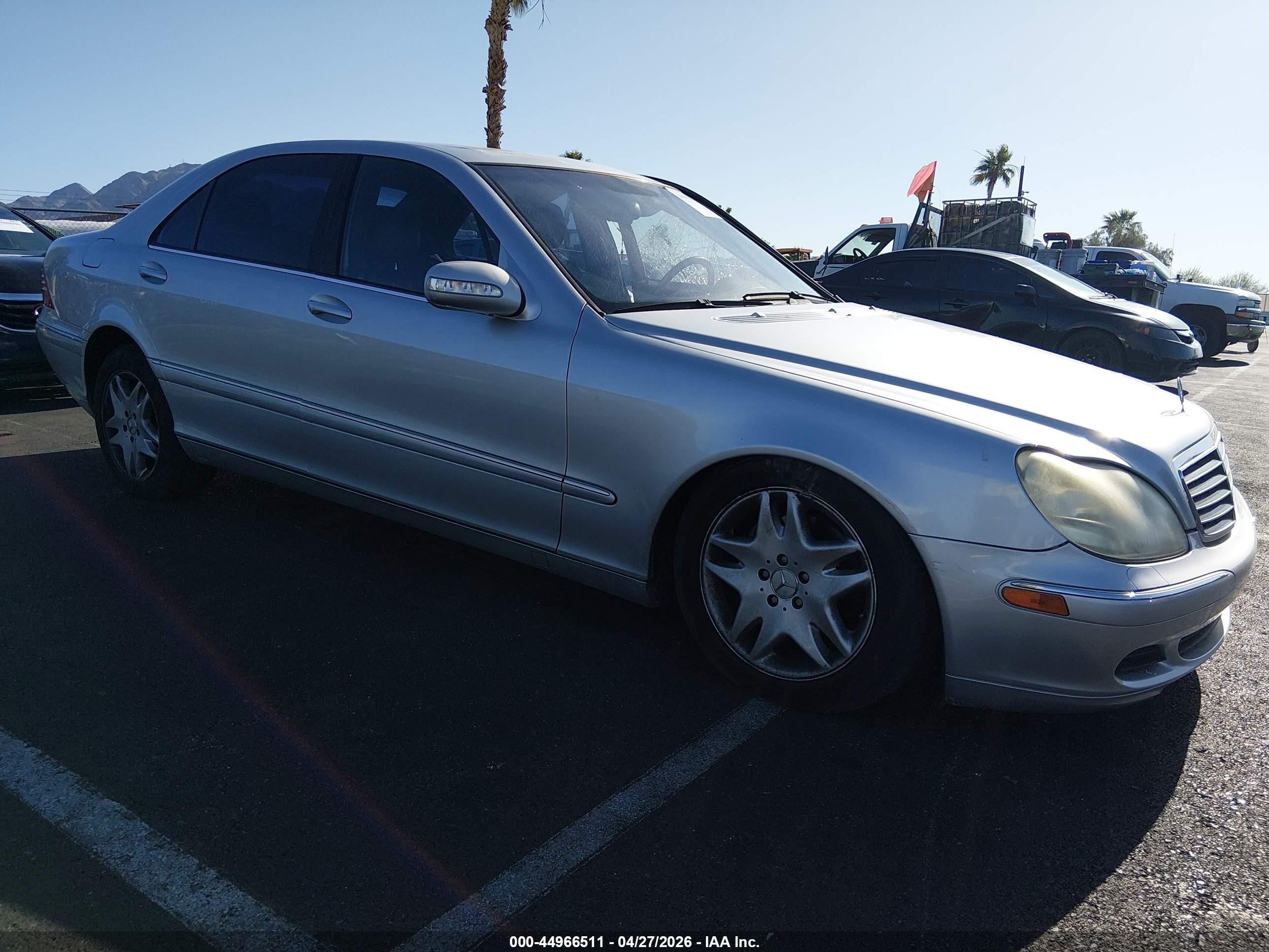 2003 Mercedes-Benz S 430, VIN WDBNG70J53A316106 — Side