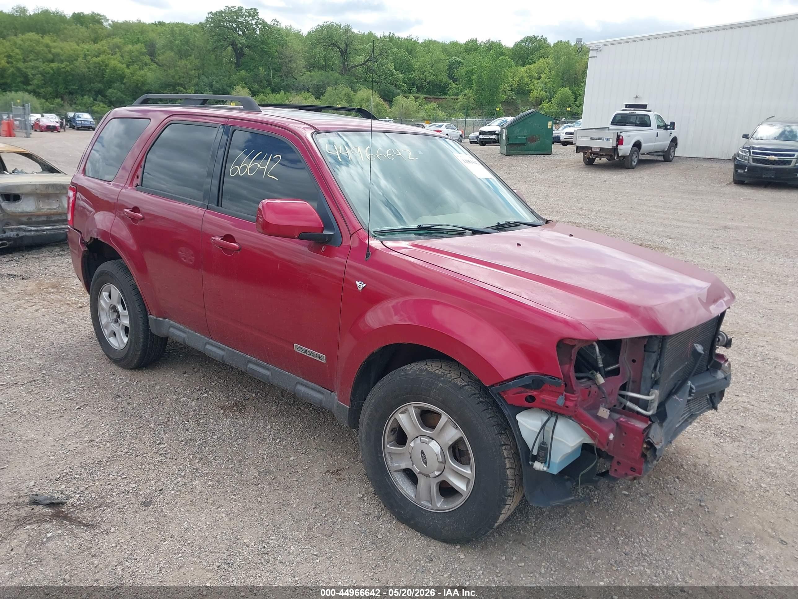 2008 Ford Escape Limited, VIN 1FMCU94168KA55475 — Перед