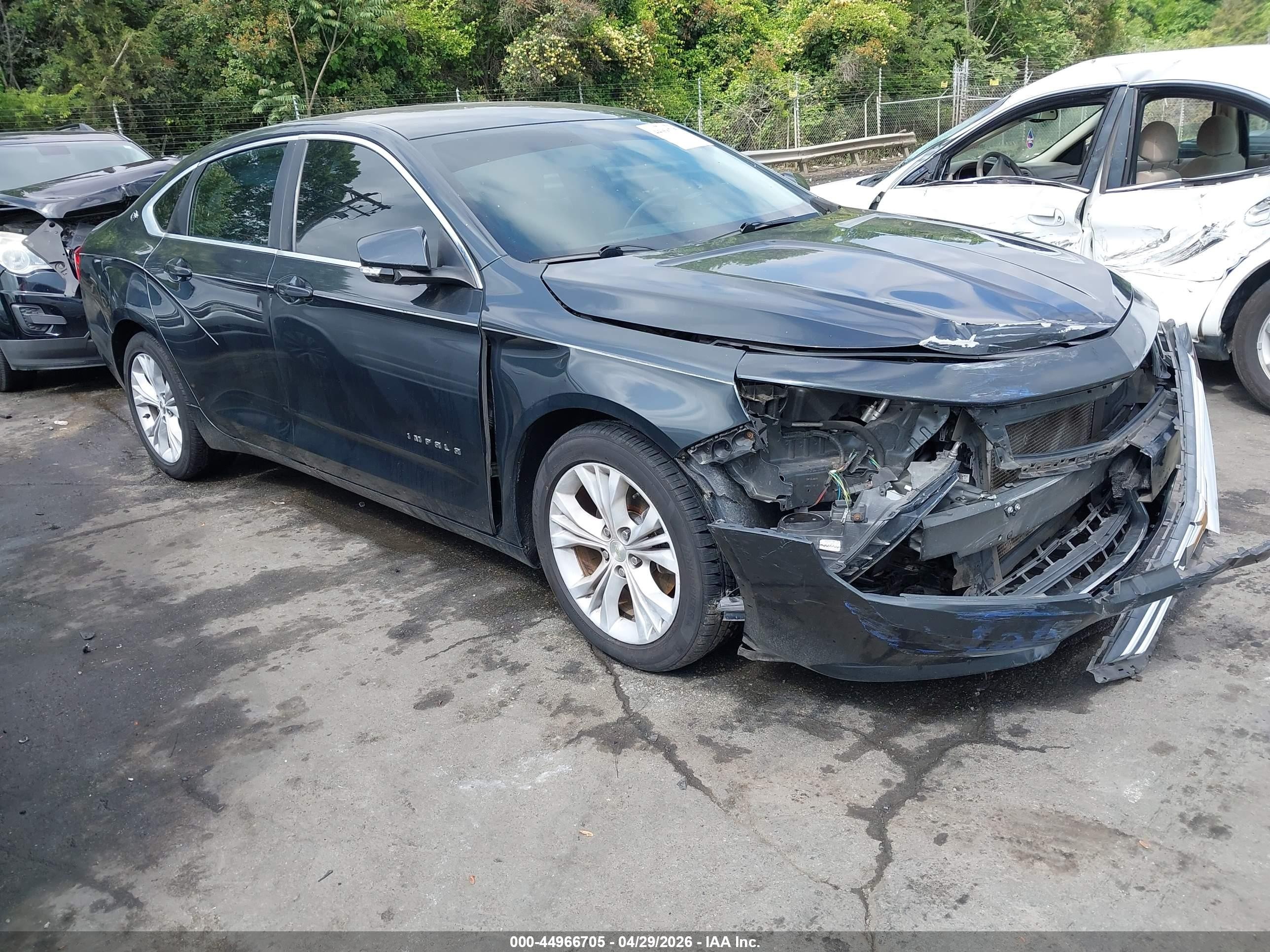 2015 Chevrolet Impala LT, VIN 2G1125S33F9101219 — Front end