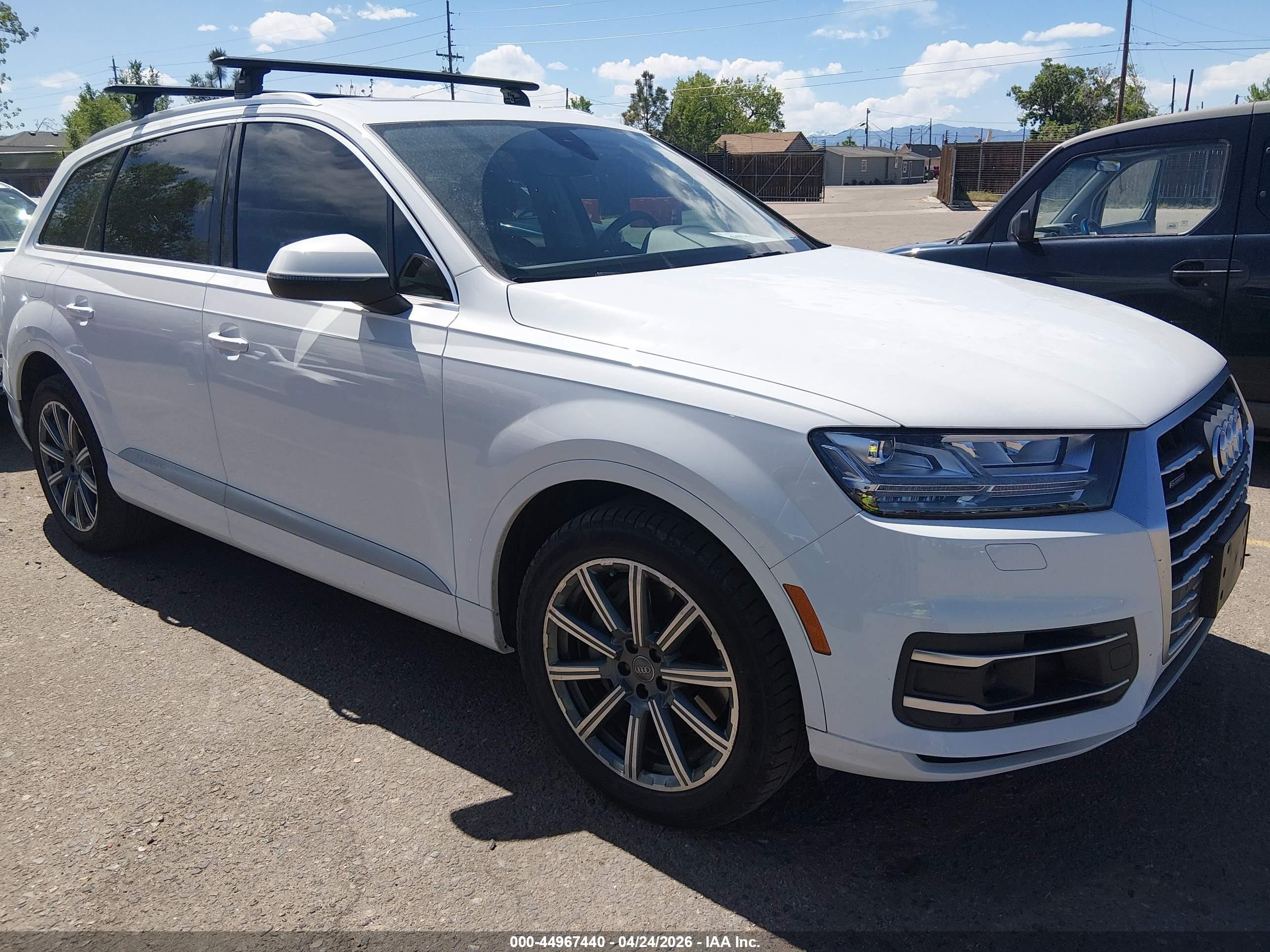 2018 Audi Q7 Premium Plus, VIN WA1LAAF76JD038308 — Auction photo