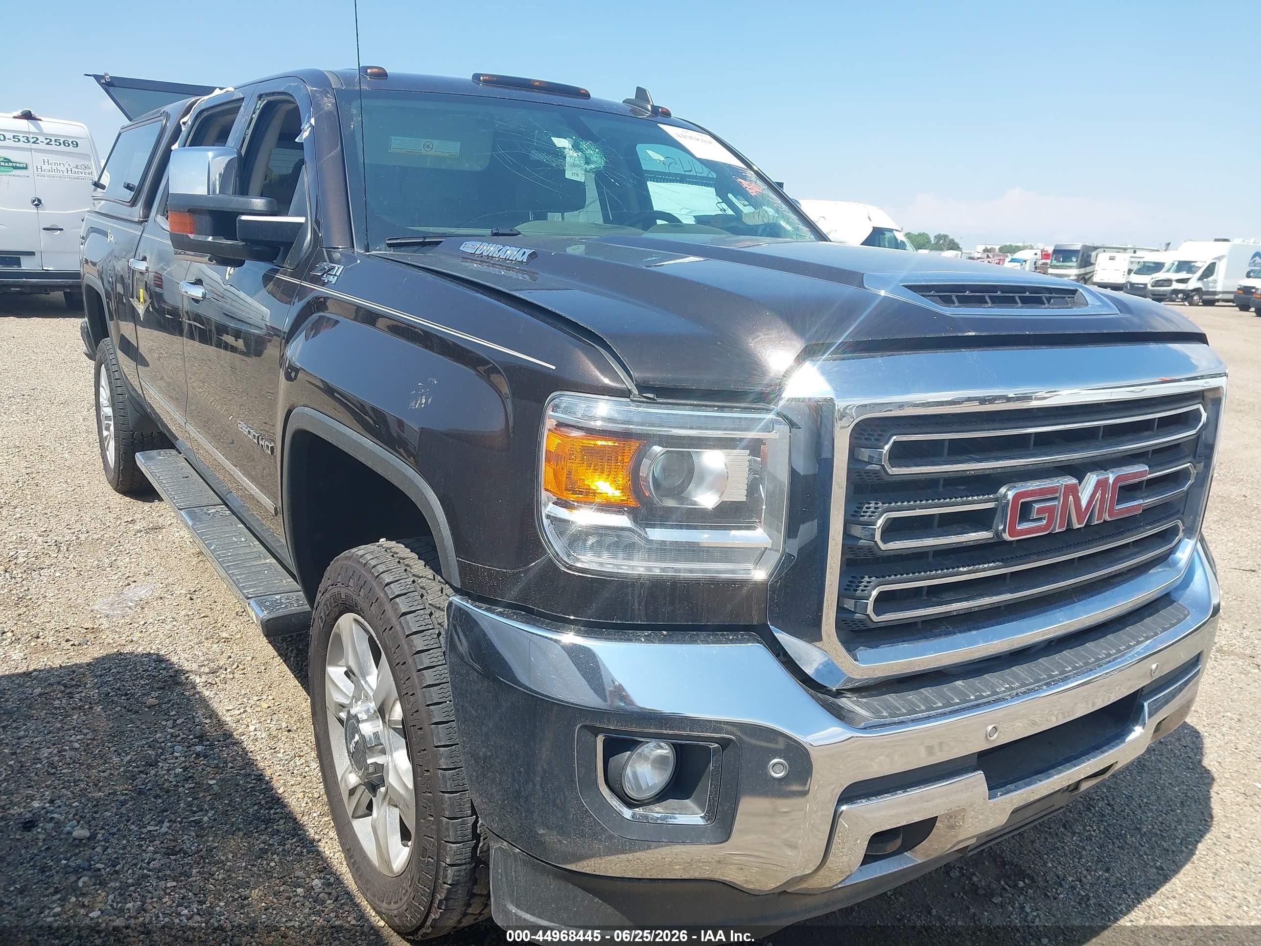 2019 GMC Sierra 2500HD SLT, VIN 1GT12REYXKF103489 — Vandalism