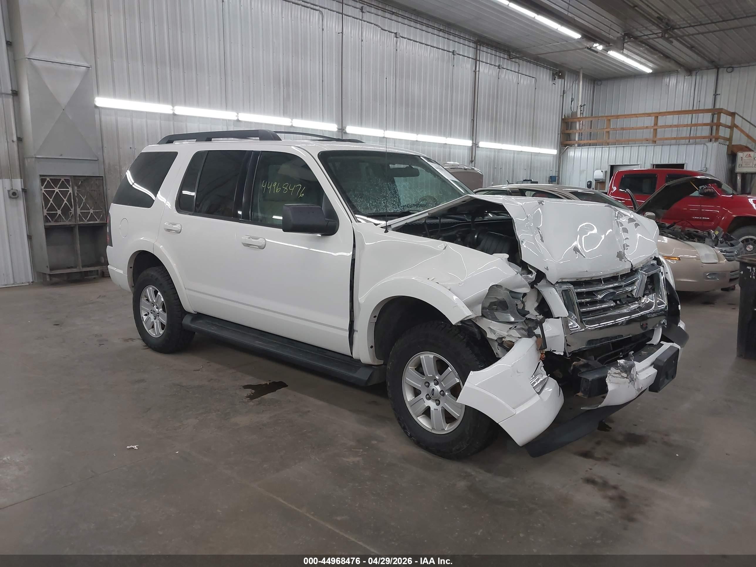 2009 Ford Explorer XLT, VIN 1FMEU73EX9UA10997 — Front end