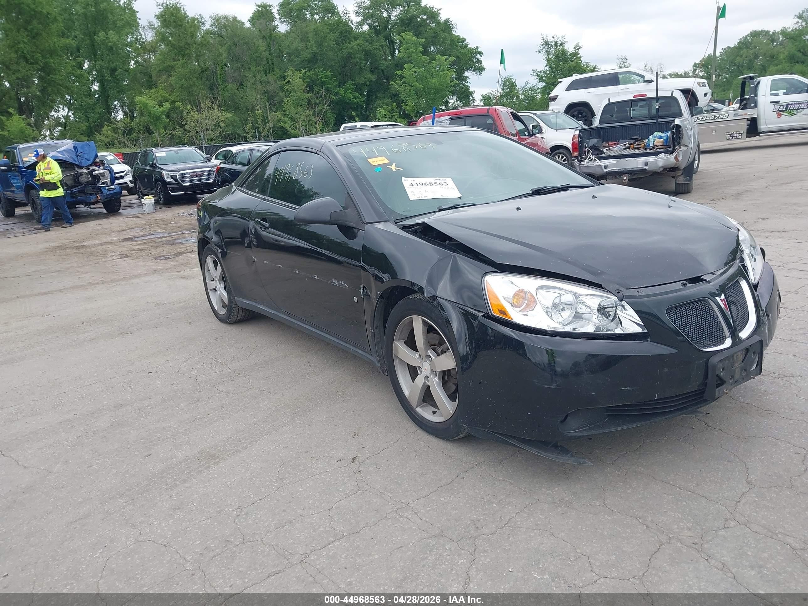 2007 Pontiac G6 GT, VIN 1G2ZH361674152129 — Перед