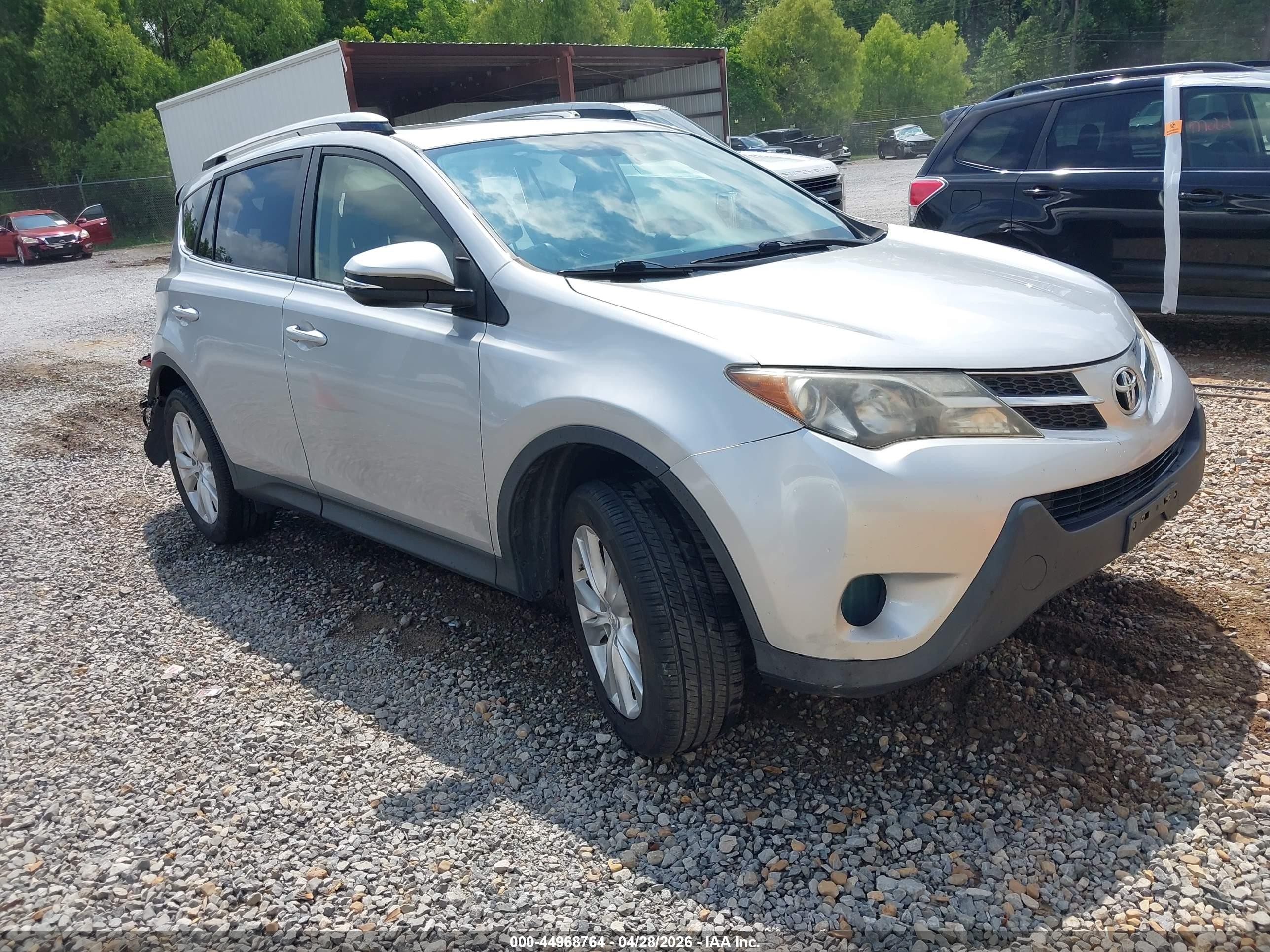 2013 Toyota RAV4 Limited, VIN JTMDFREV5D5020018 — Rear end
